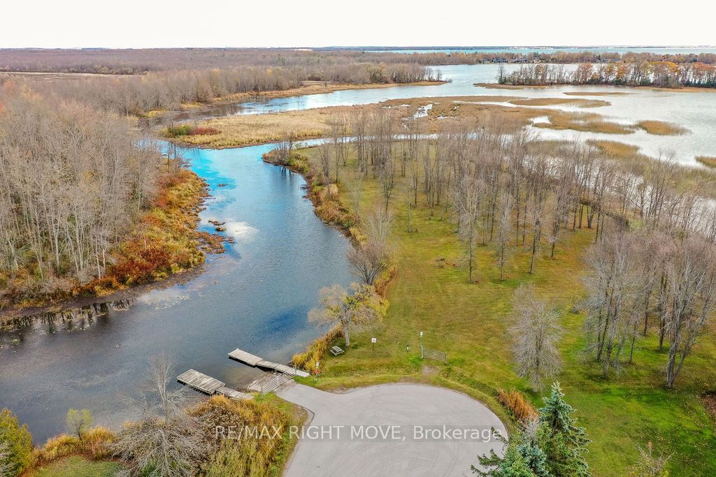 3811 Leo Crescent Property Photo 43