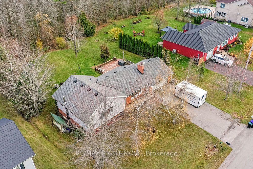 3811 Leo Crescent Property Photo 49