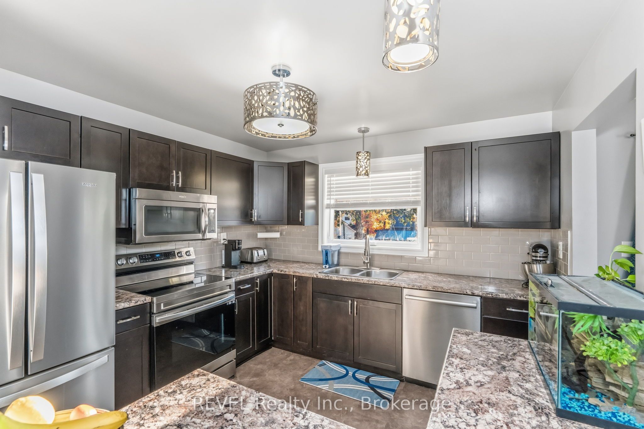 28 Park Street Property Photo 6