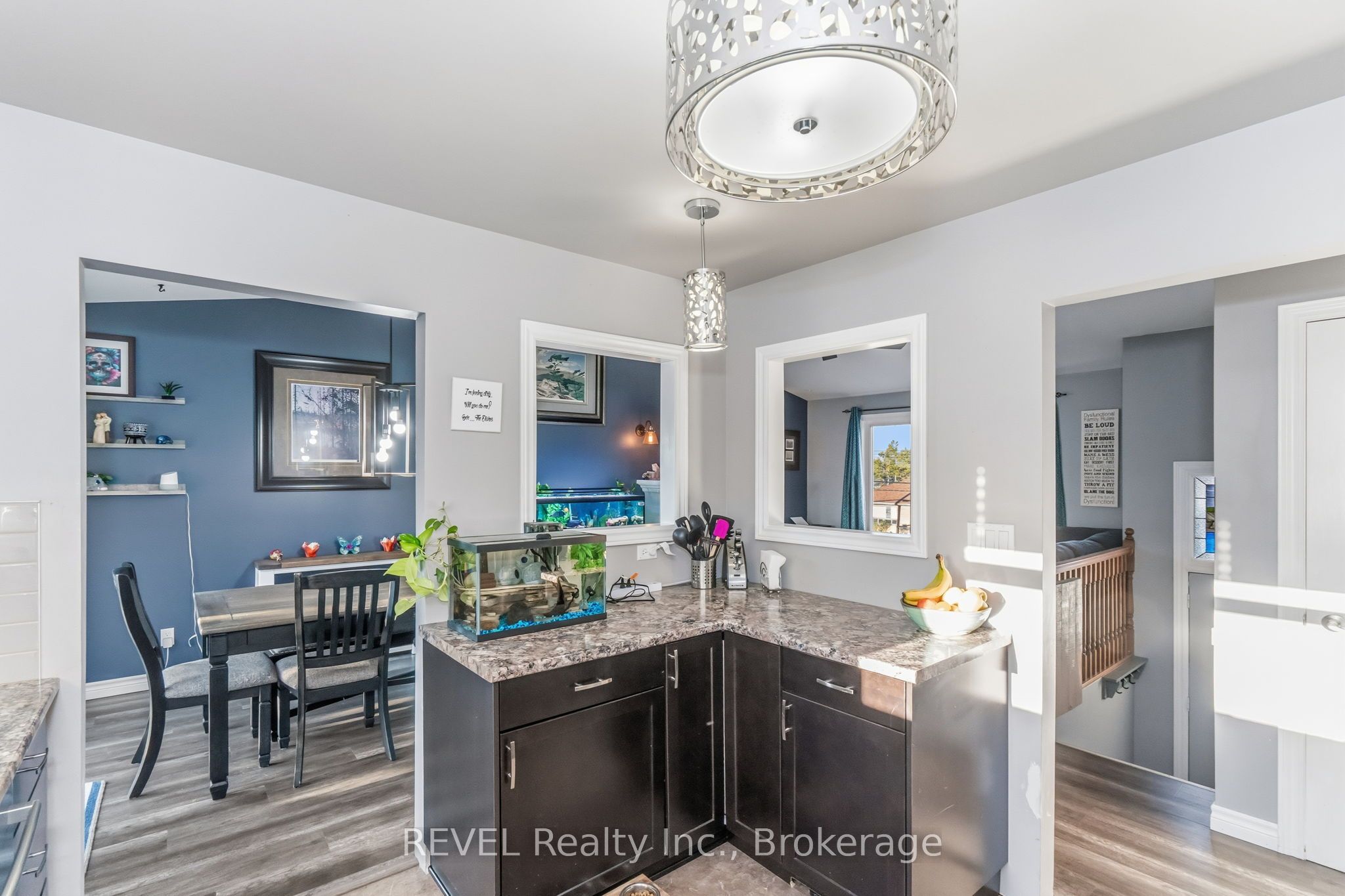 28 Park Street Property Photo 8