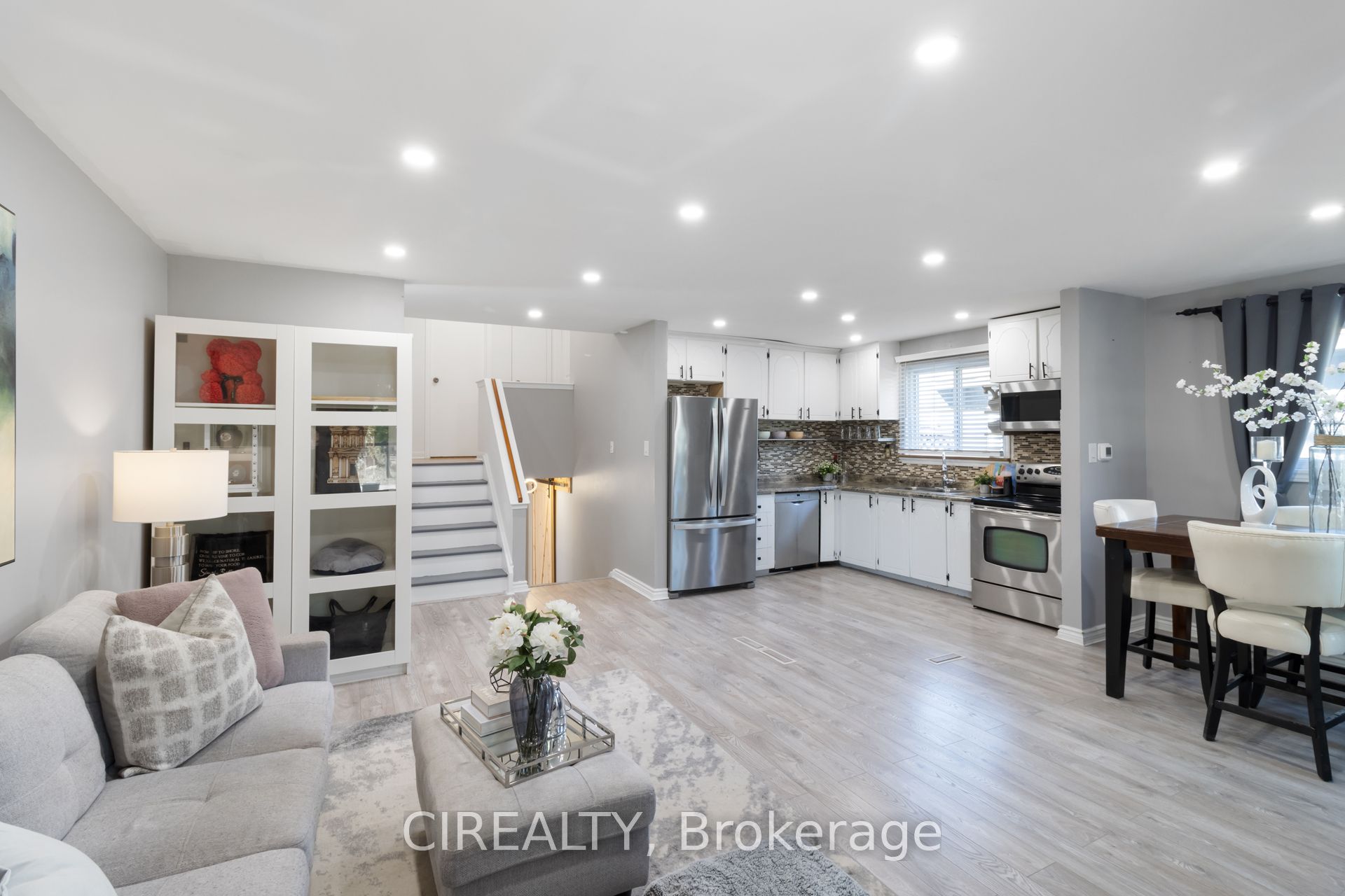 53 Christie Crescent Property Photo 1