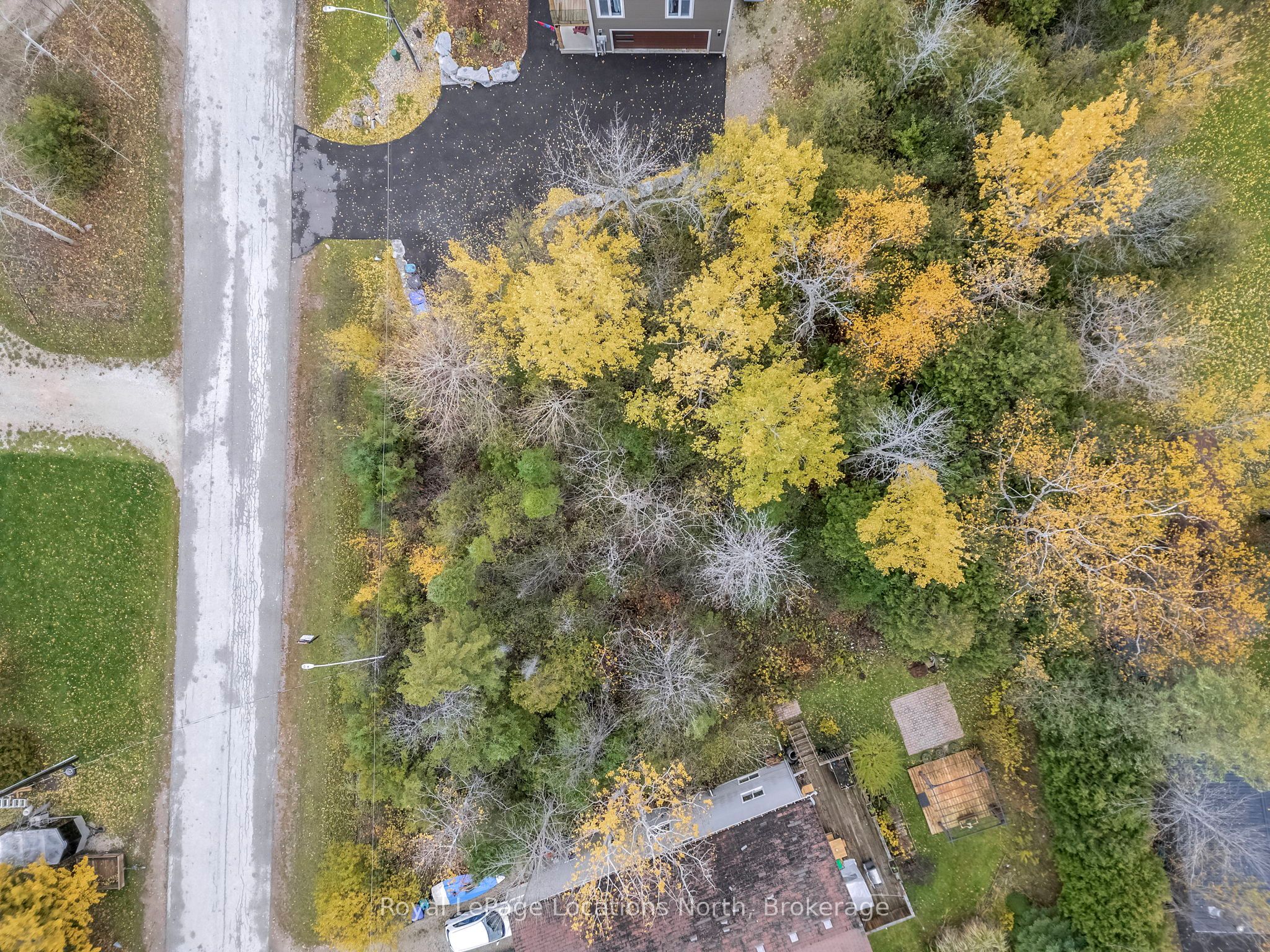 15 Constance Boulevard Property Photo 6
