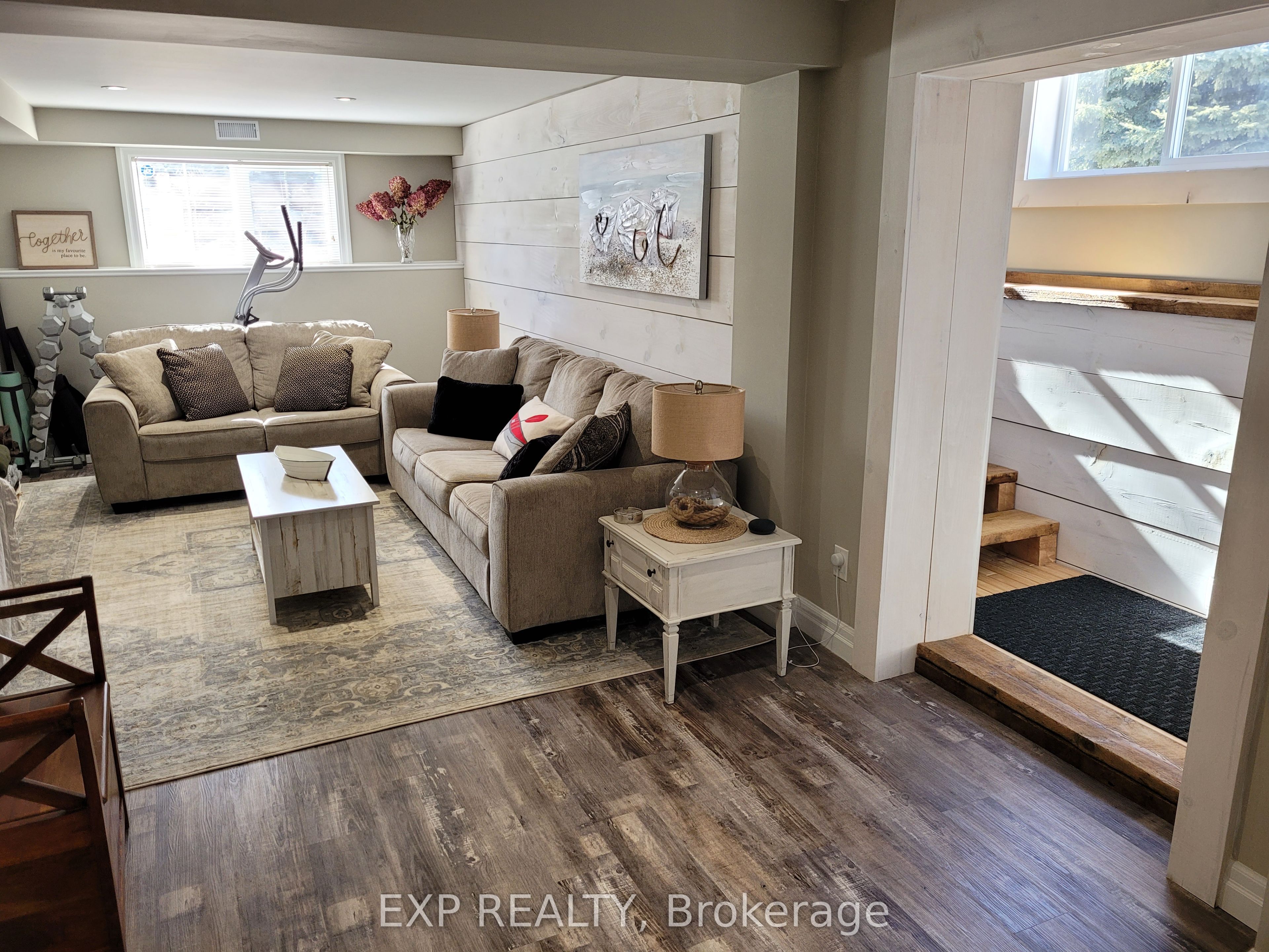 50 Trott Boulevard Property Photo 6