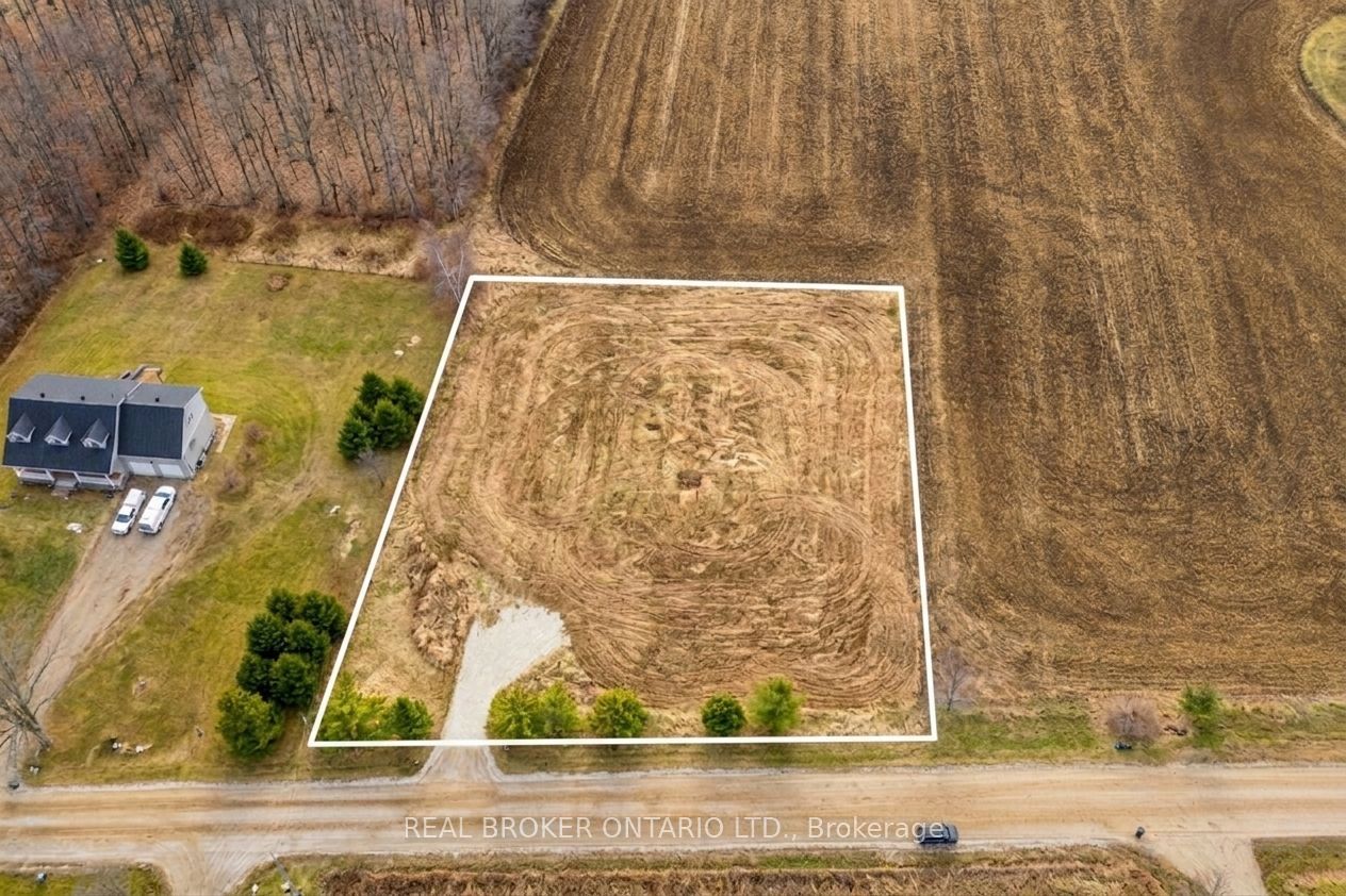 6449 12 13 Side Road Property Photo 1