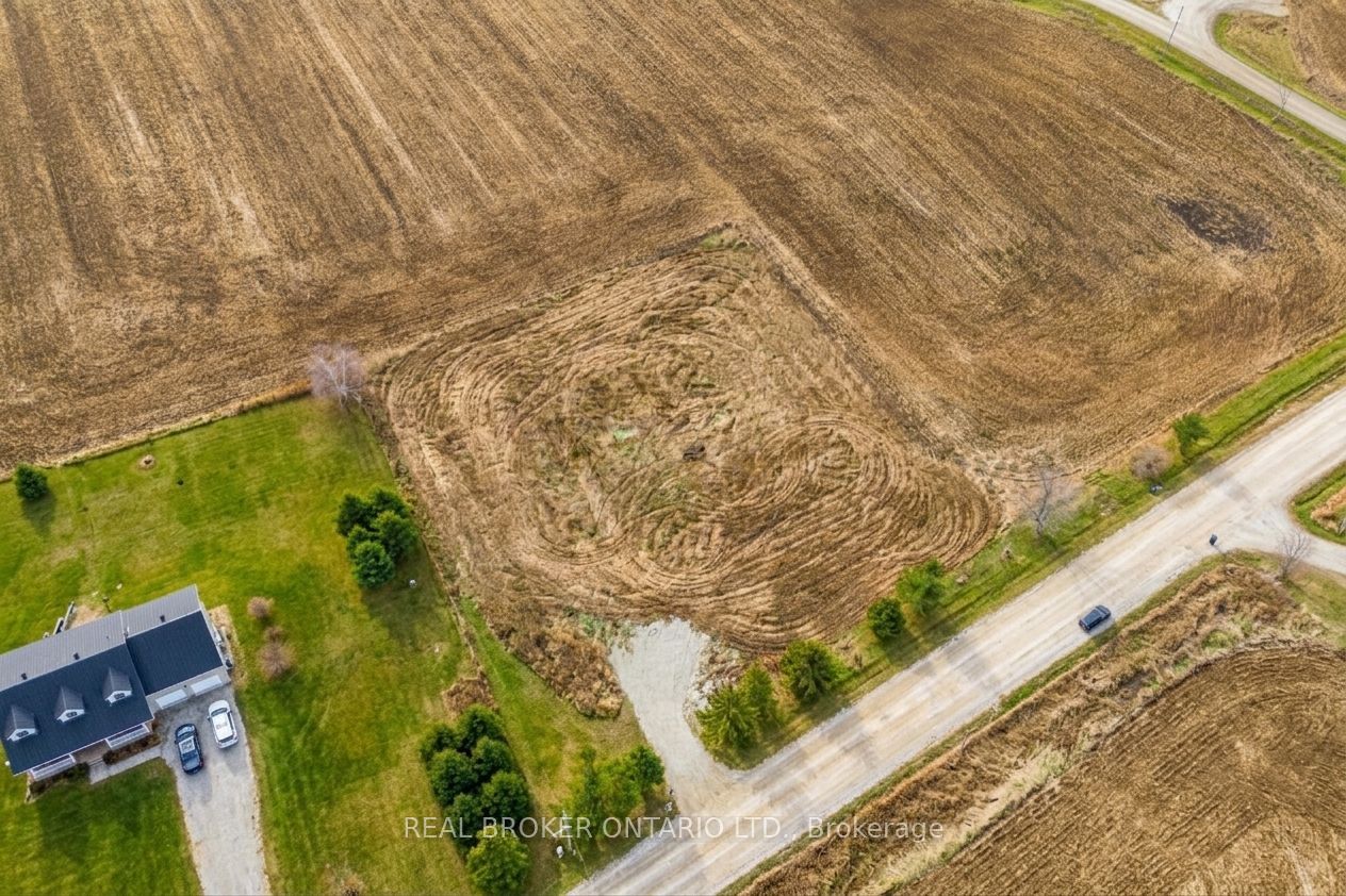 6449 12 13 Side Road Property Photo 9
