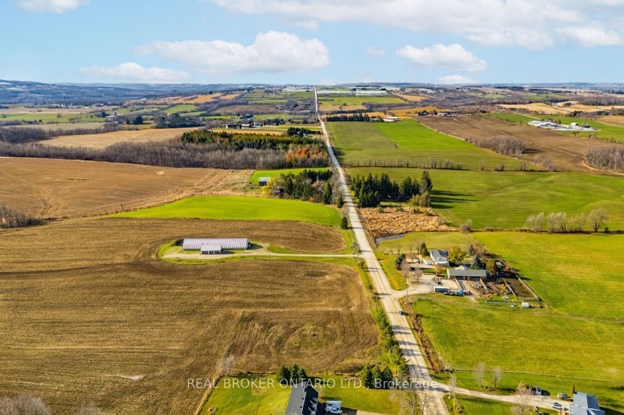 6449 12 13 Side Road Property Photo 17