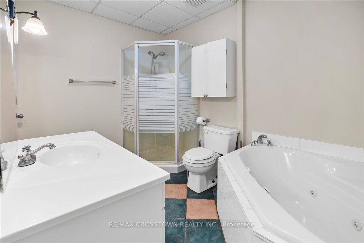 369 Balm Beach Road W Property Photo 28