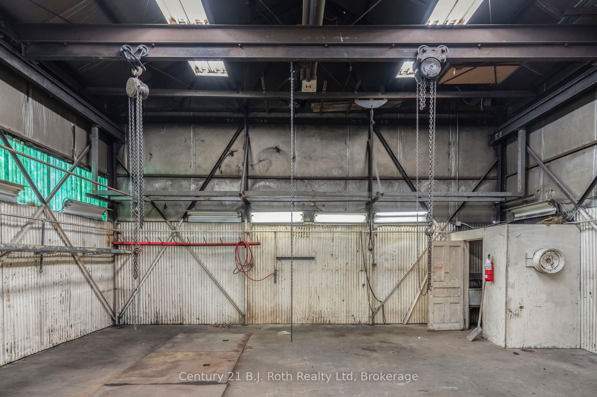 2565 Quarry Road Property Photo 16