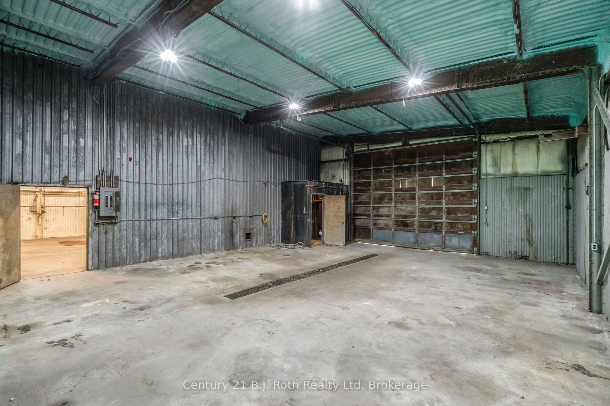 2565 Quarry Road Property Photo 23