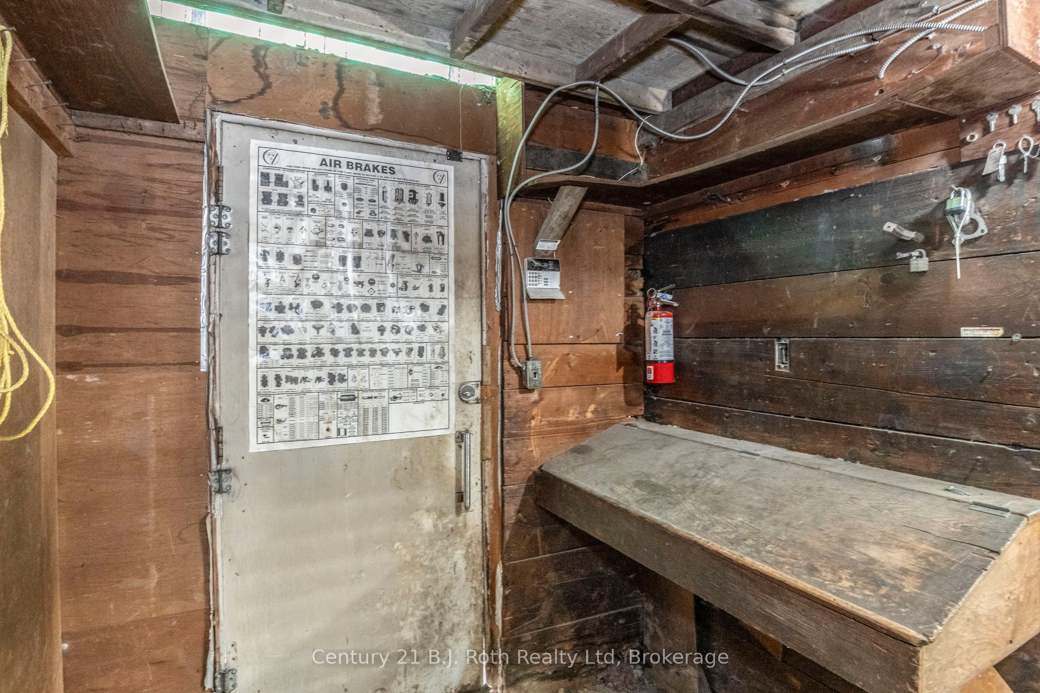 2565 Quarry Road Property Photo 26