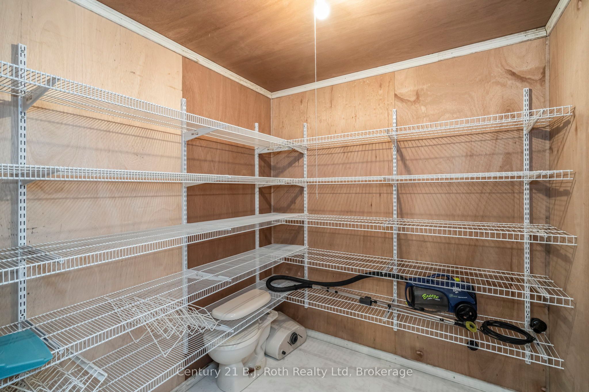 2565 Quarry Road Property Photo 37