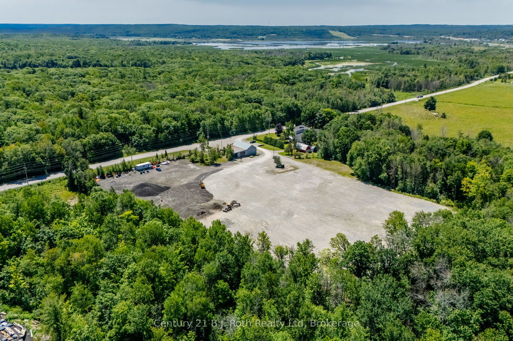 2565 Quarry Road Property Photo 42