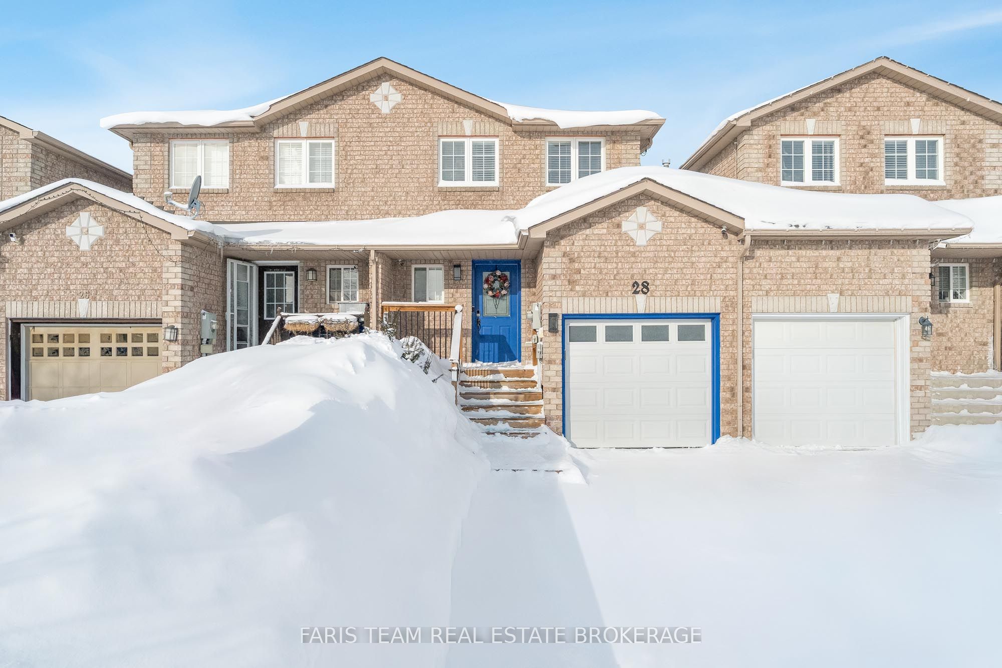 28 Raymond Crescent Property Photo 1