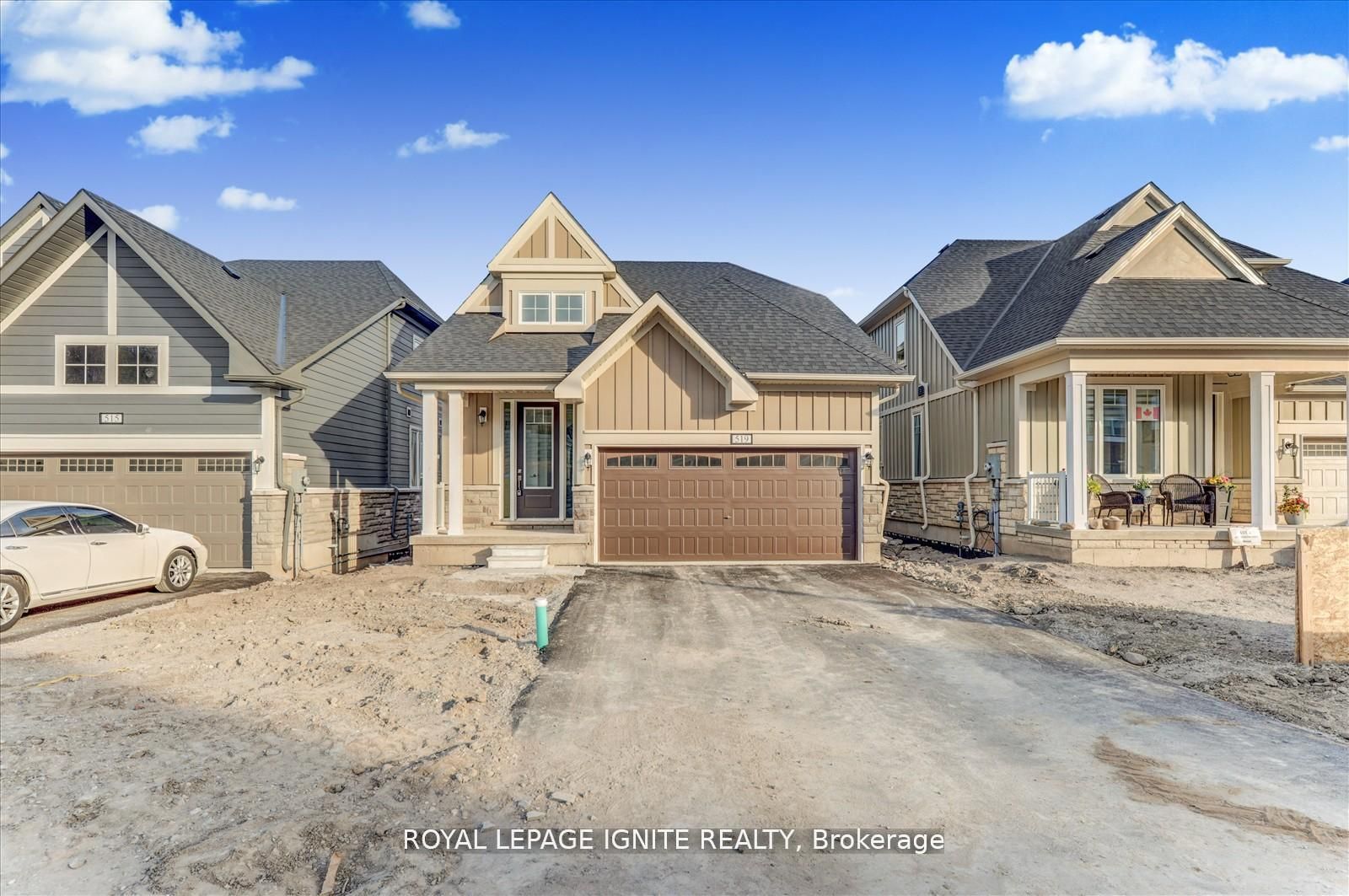 518 Hudson Cres Property Photo 1