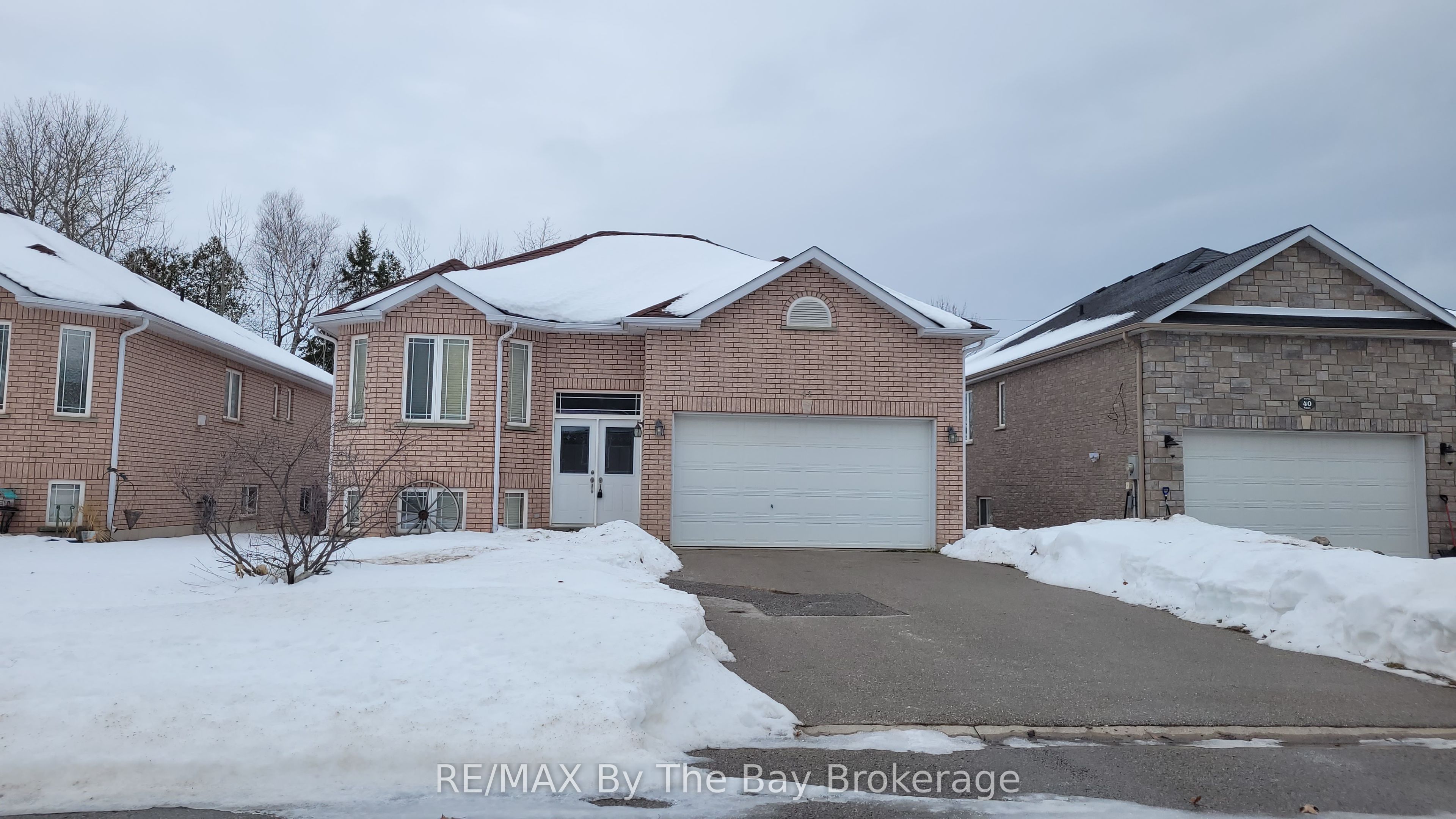 42 Tona Trl Property Photo 1