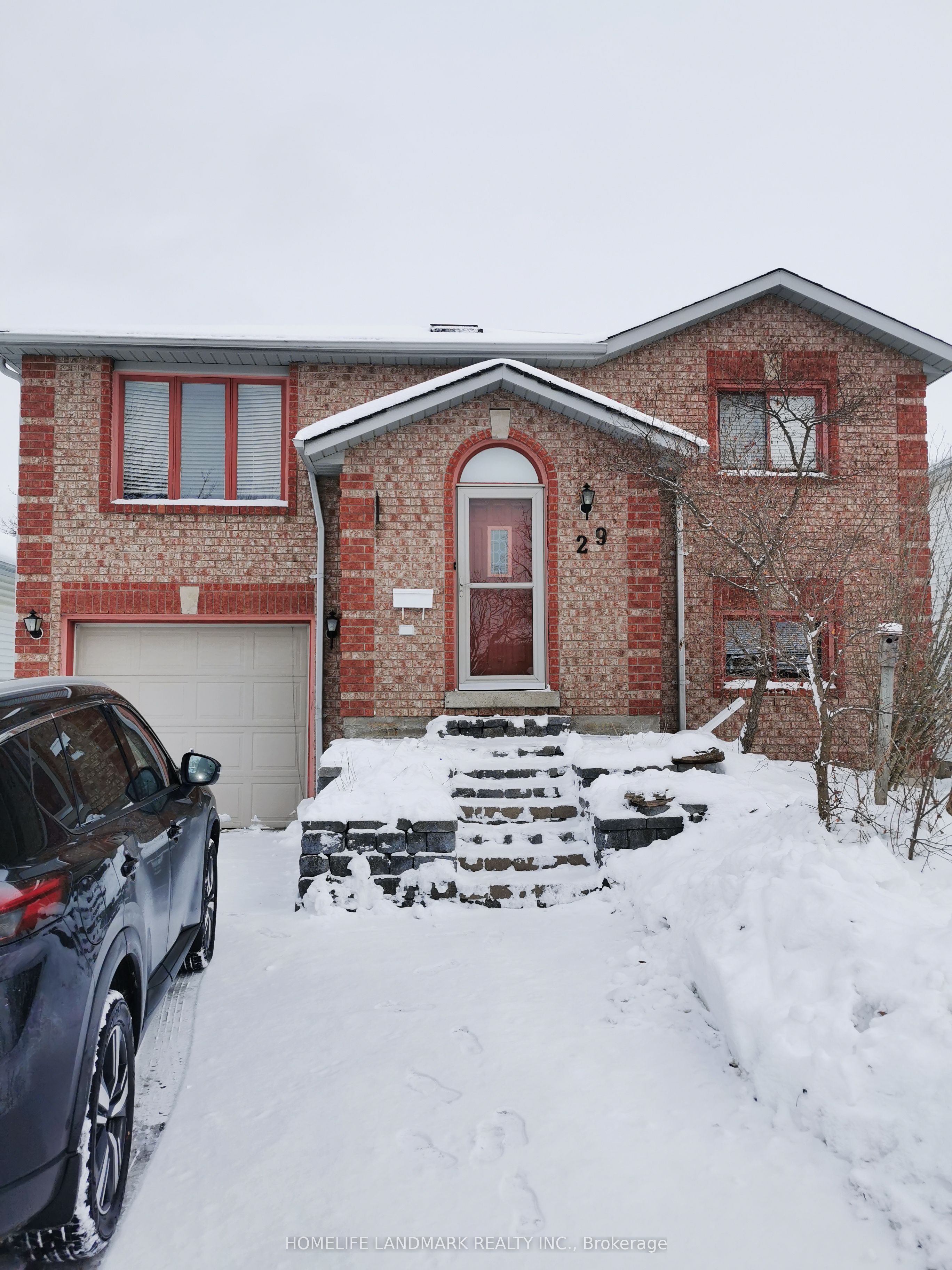 29 Finlay Rd Property Photo 1