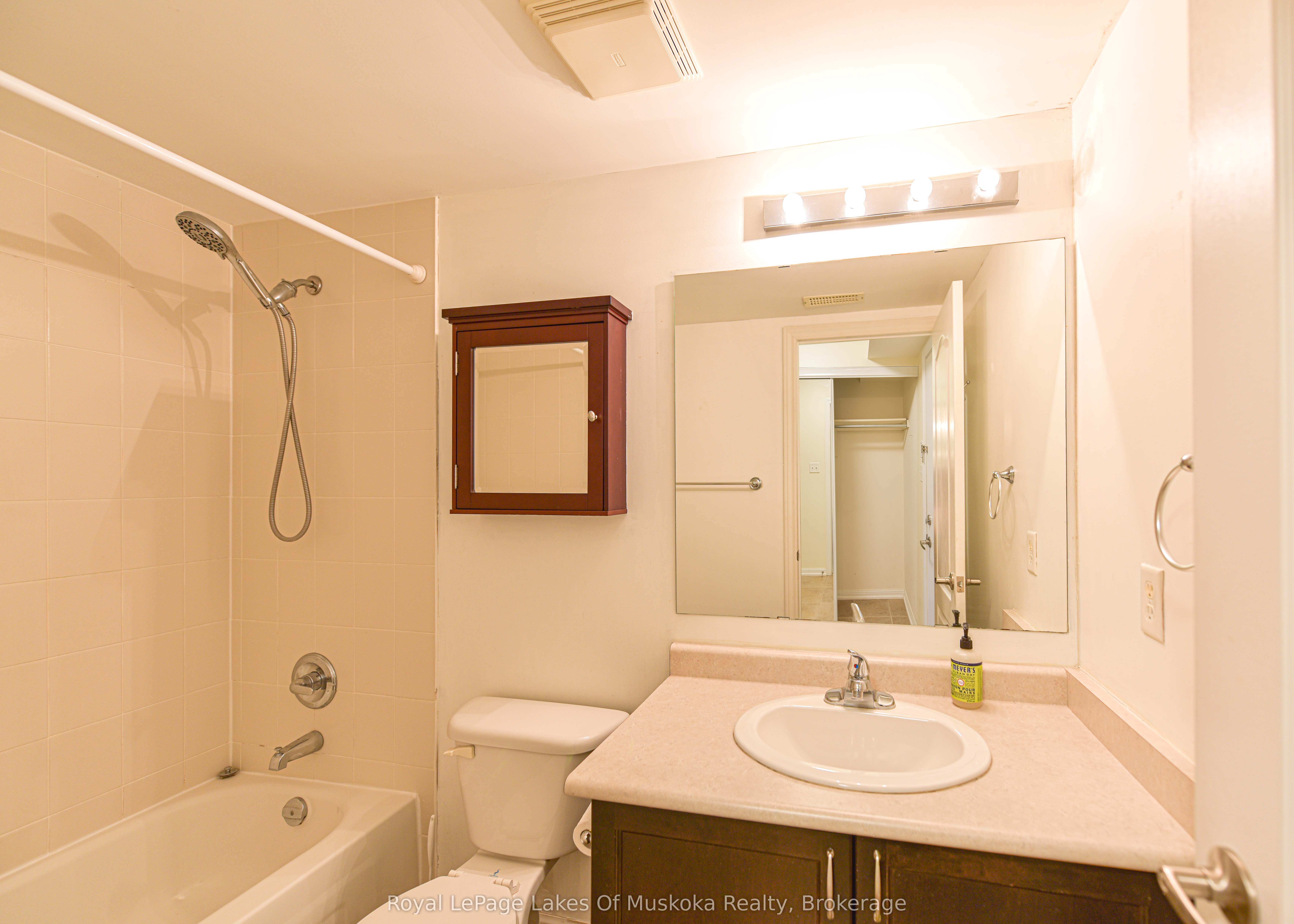 60 Mulligan Lane 318 Property Photo 10