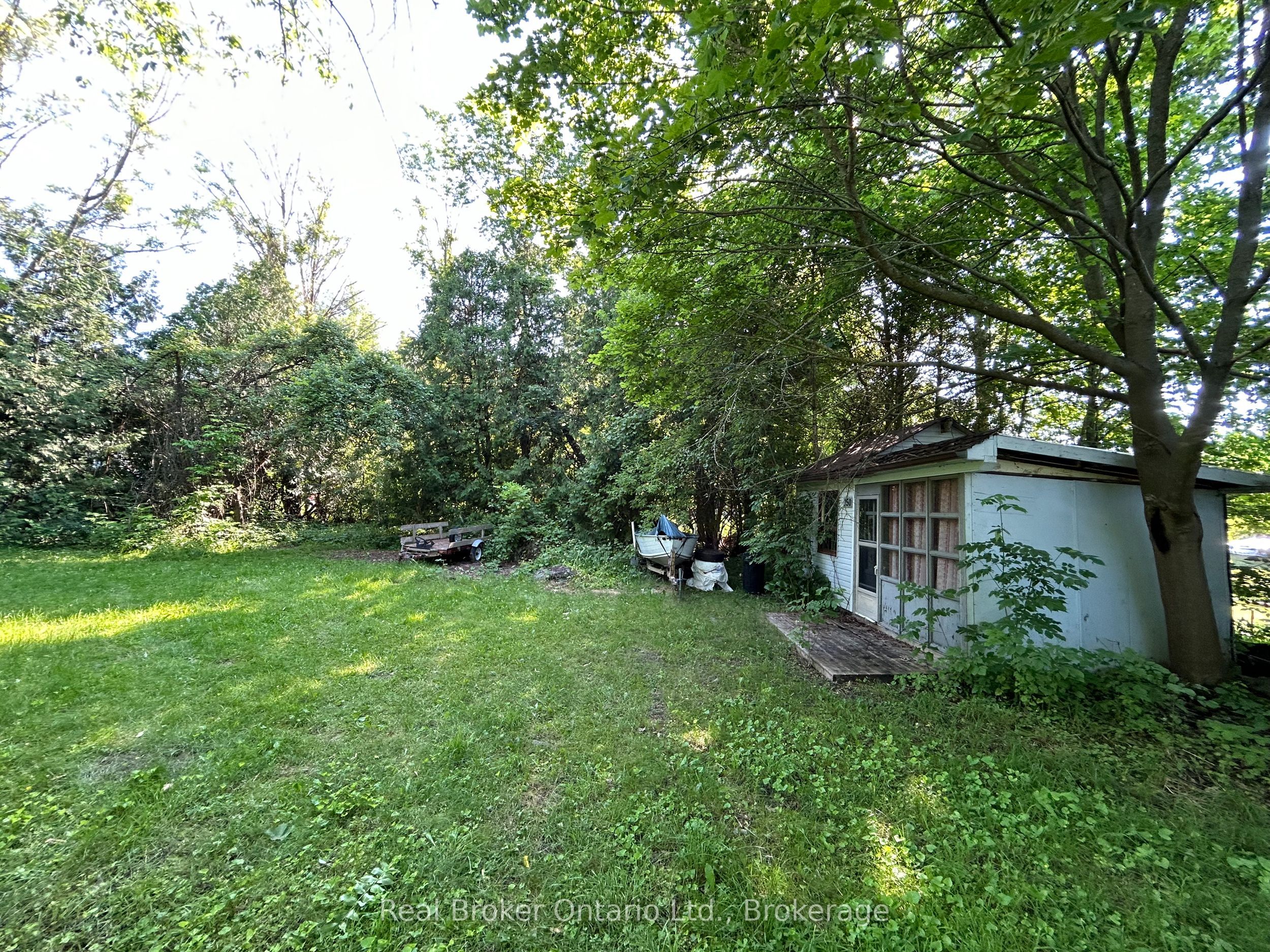 150 Amanda Street Property Photo 4