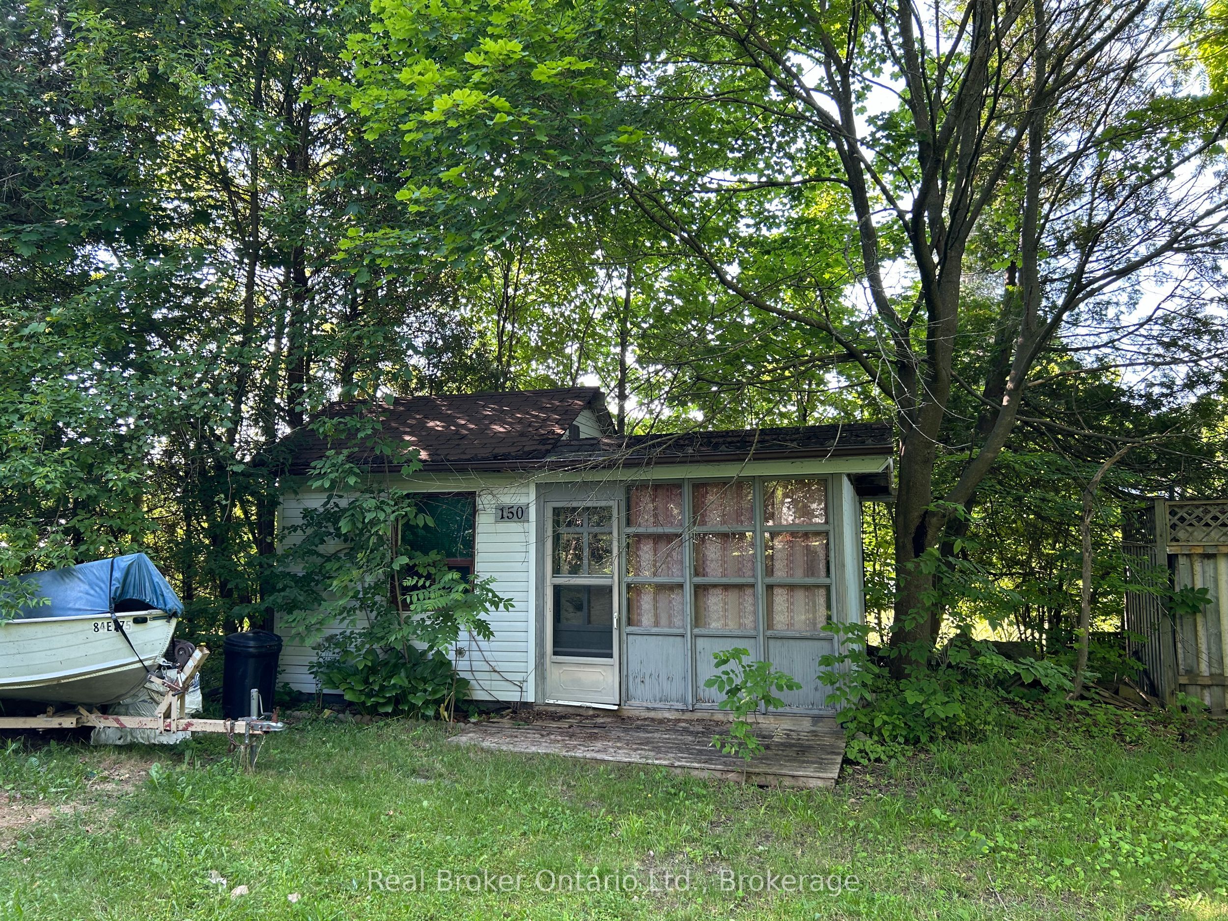 150 Amanda Street Property Photo 7