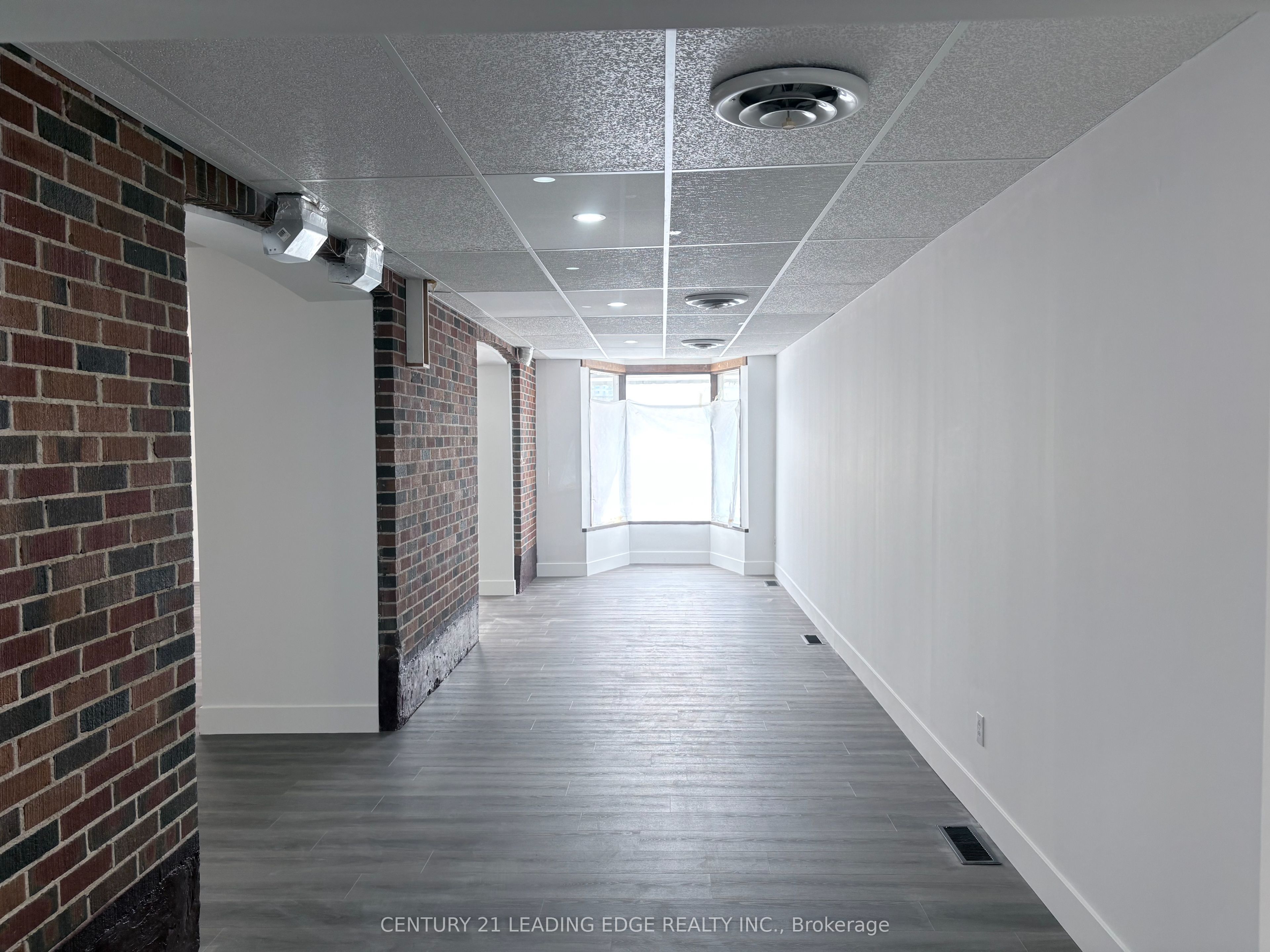 10 Ross Street Property Photo 7