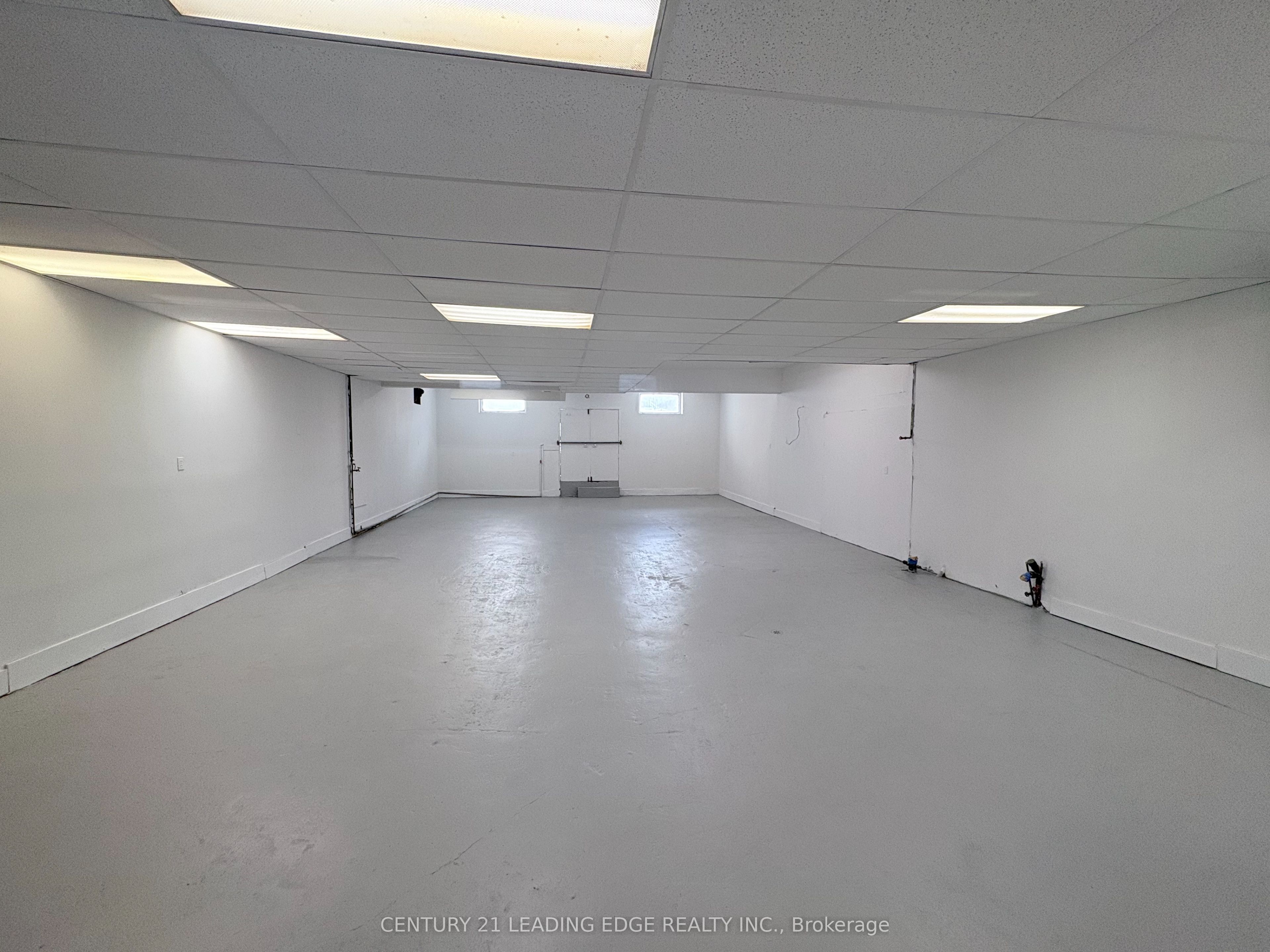 10 Ross Street Property Photo 13