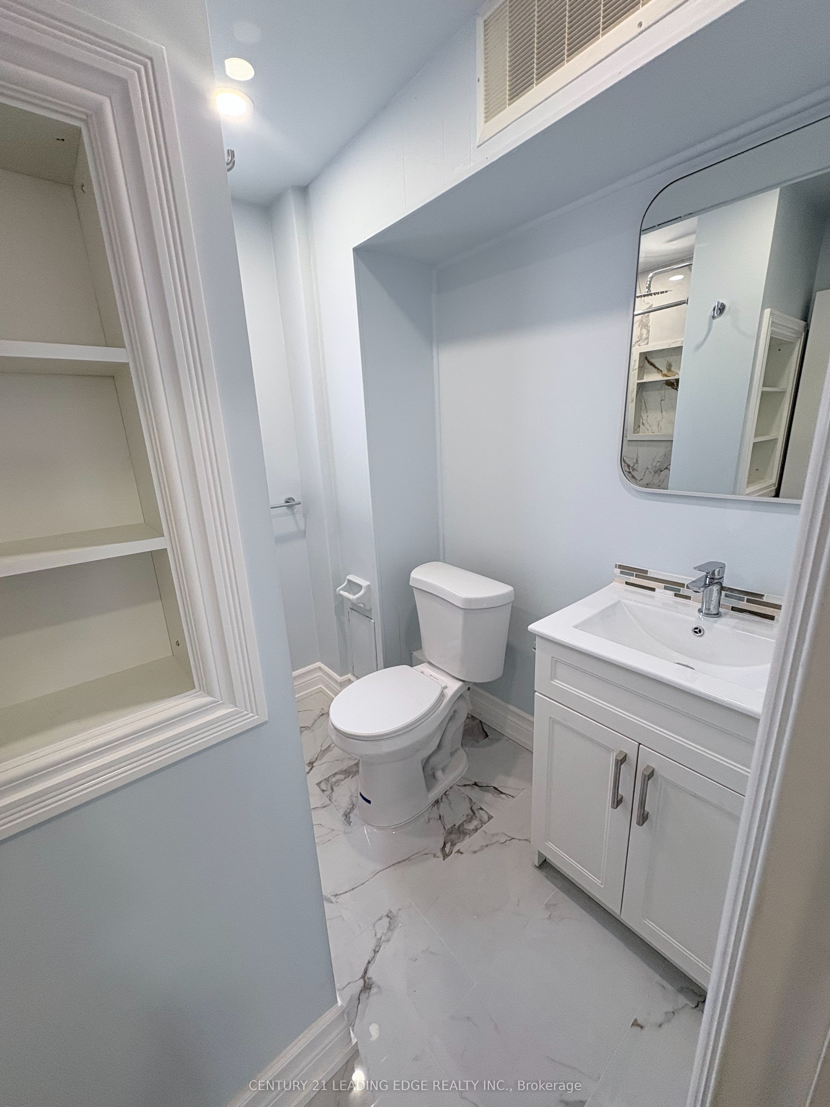 10 Ross Street Property Photo 17