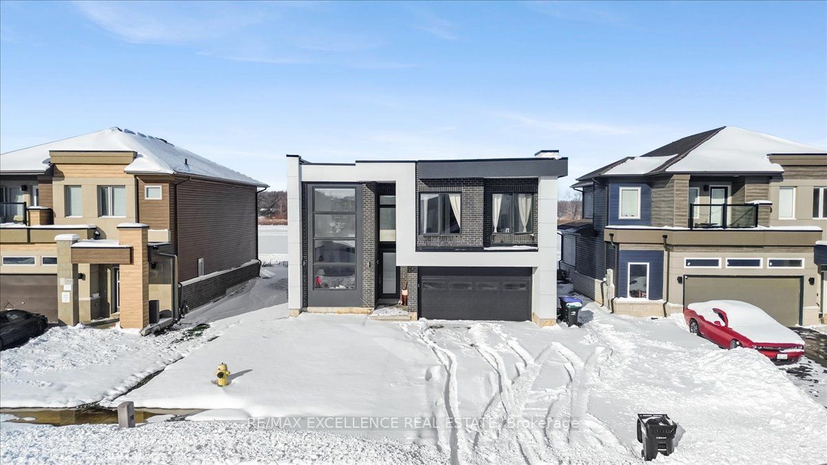 3717 Quayside Drive Property Photo 1