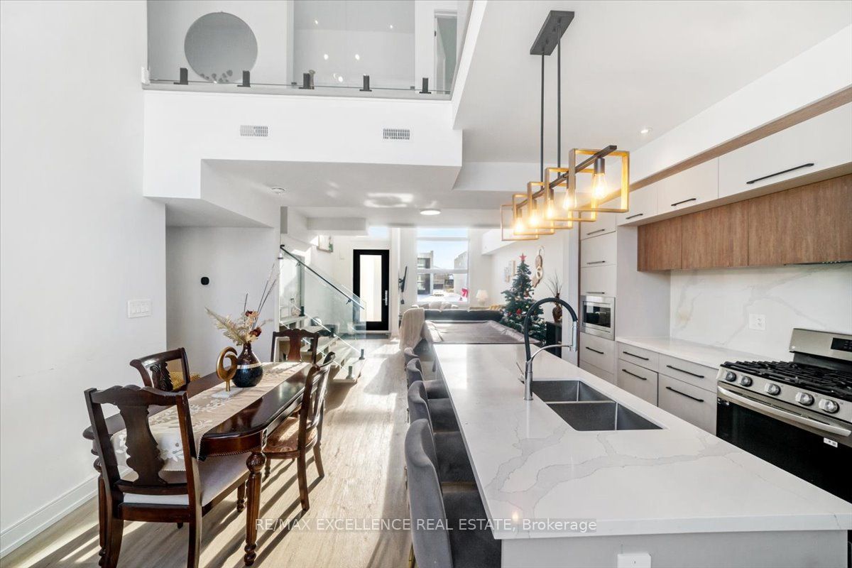 3717 Quayside Drive Property Photo 13