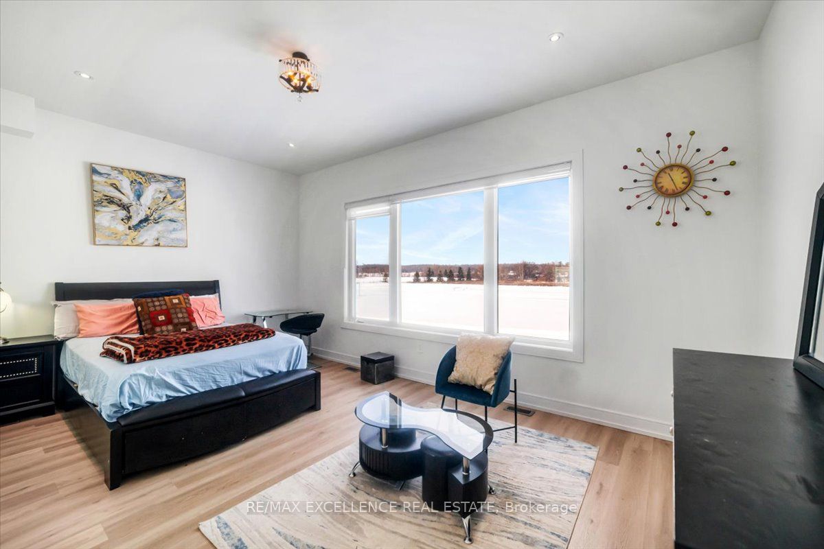 3717 Quayside Drive Property Photo 27