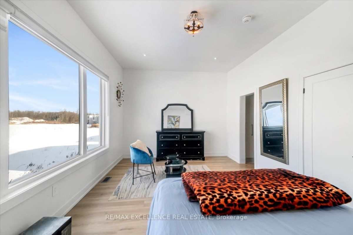 3717 Quayside Drive Property Photo 29
