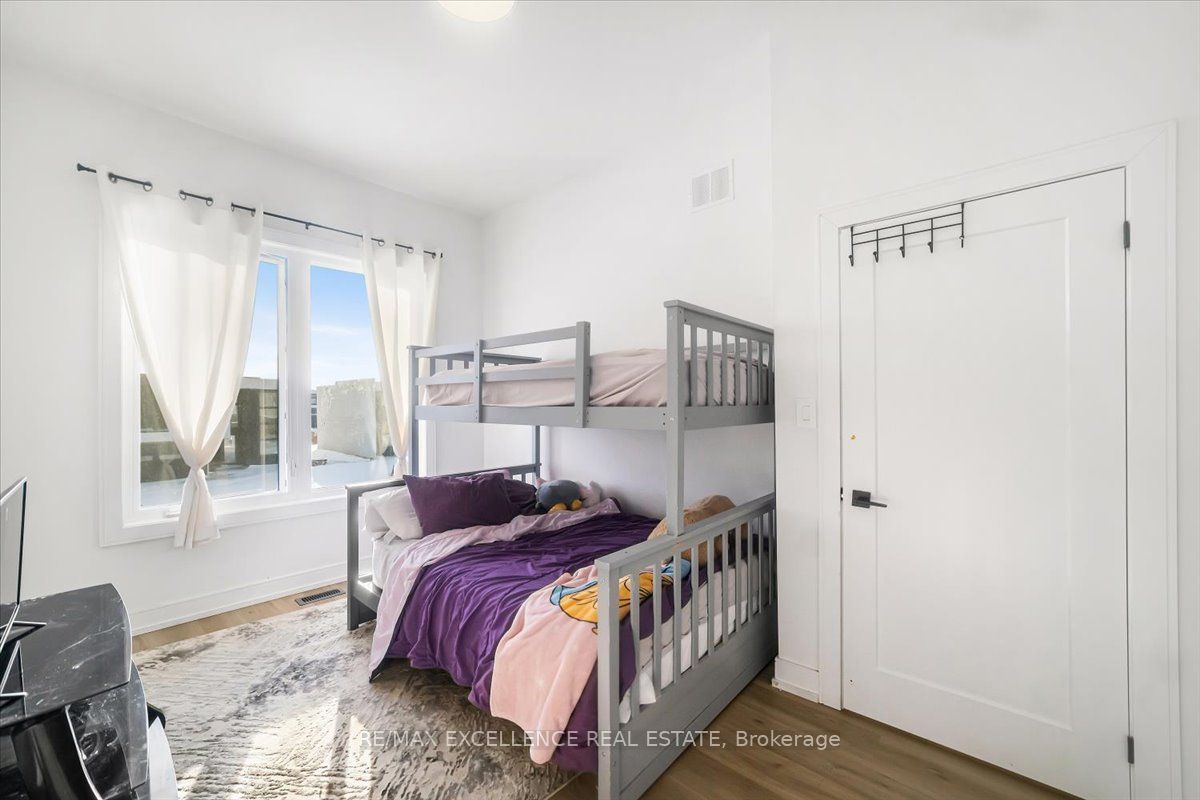 3717 Quayside Drive Property Photo 42