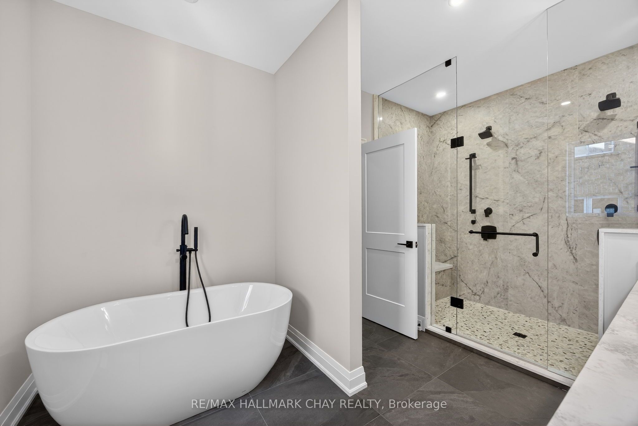 86 37th Street N Property Photo 10