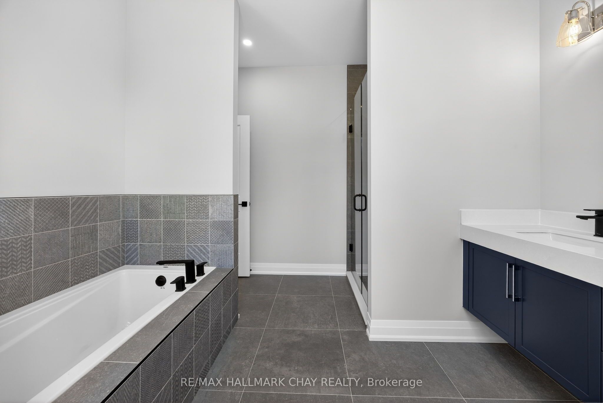 86 37th Street N Property Photo 13