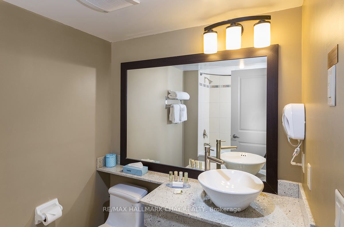 9 Harbour Street E 2108/2110 Property Photo 13
