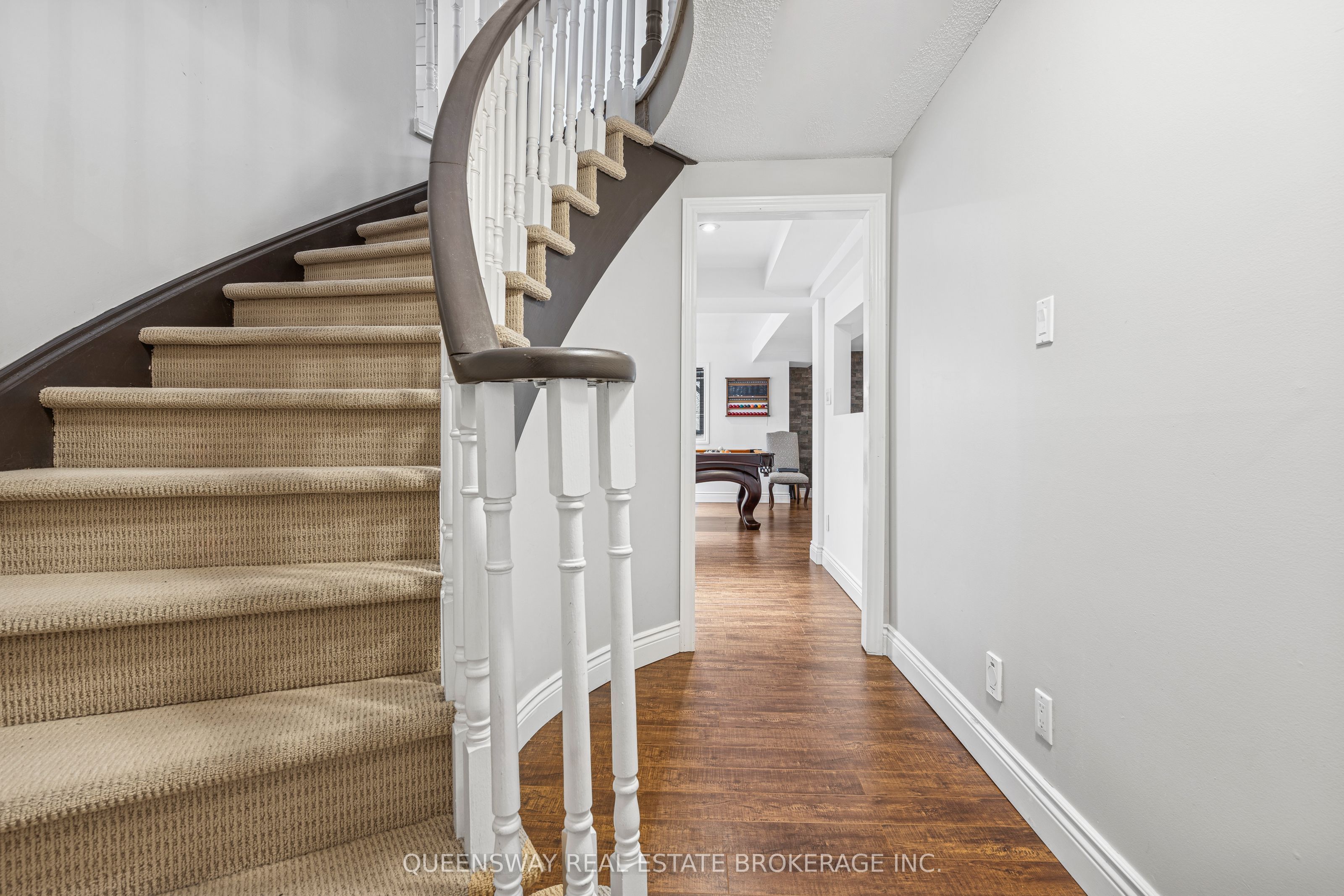 69 Cityview Circle Property Photo 3
