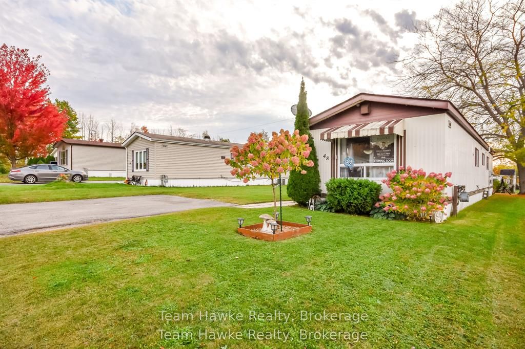 48 Northland Drive Property Photo 2