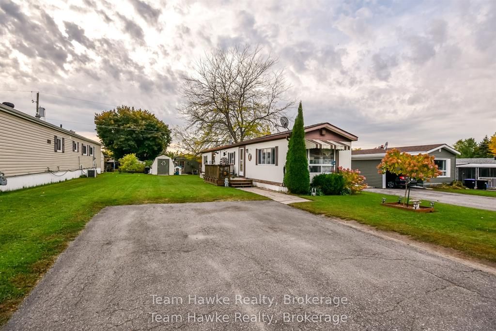 48 Northland Drive Property Photo 3