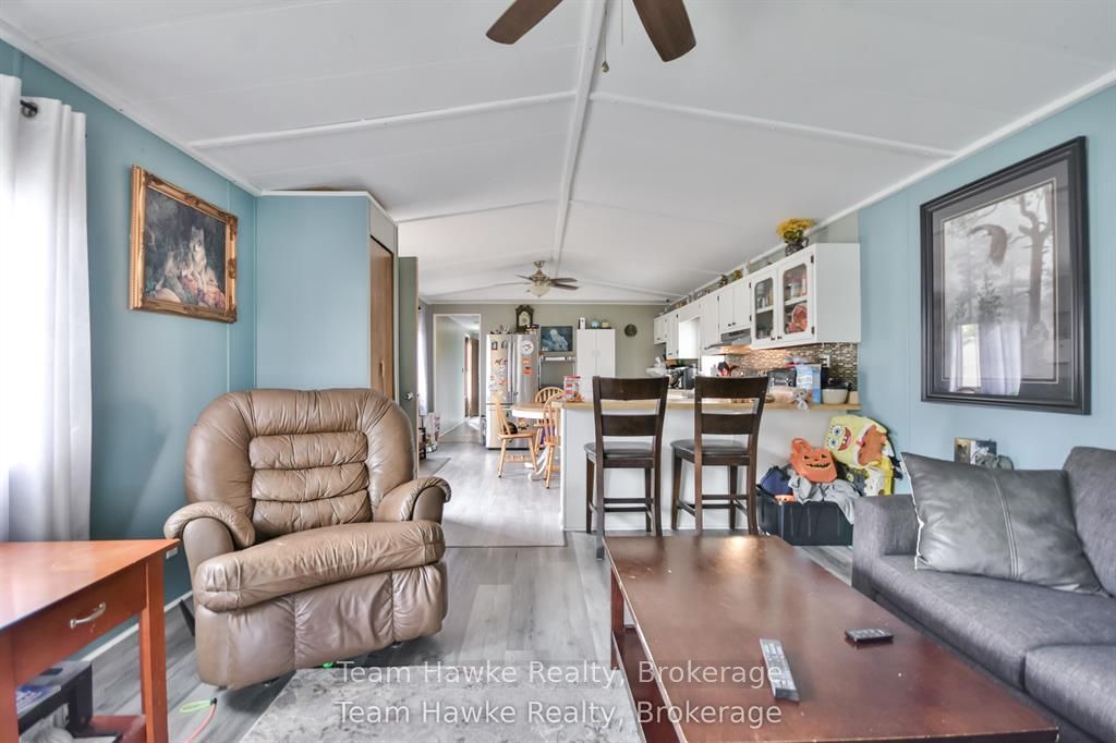 48 Northland Drive Property Photo 10