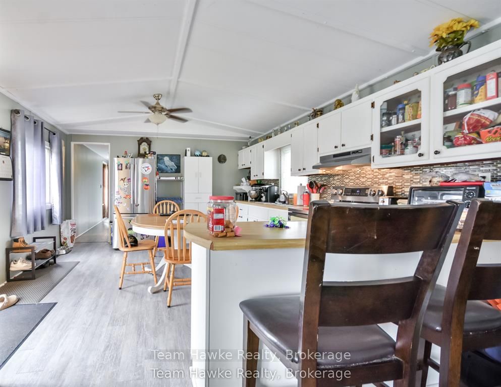 48 Northland Drive Property Photo 11