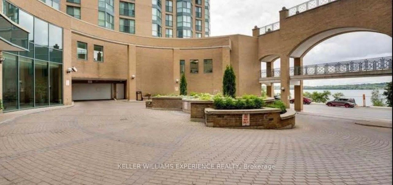 140 Dunlop Street E 401 Property Photo 5