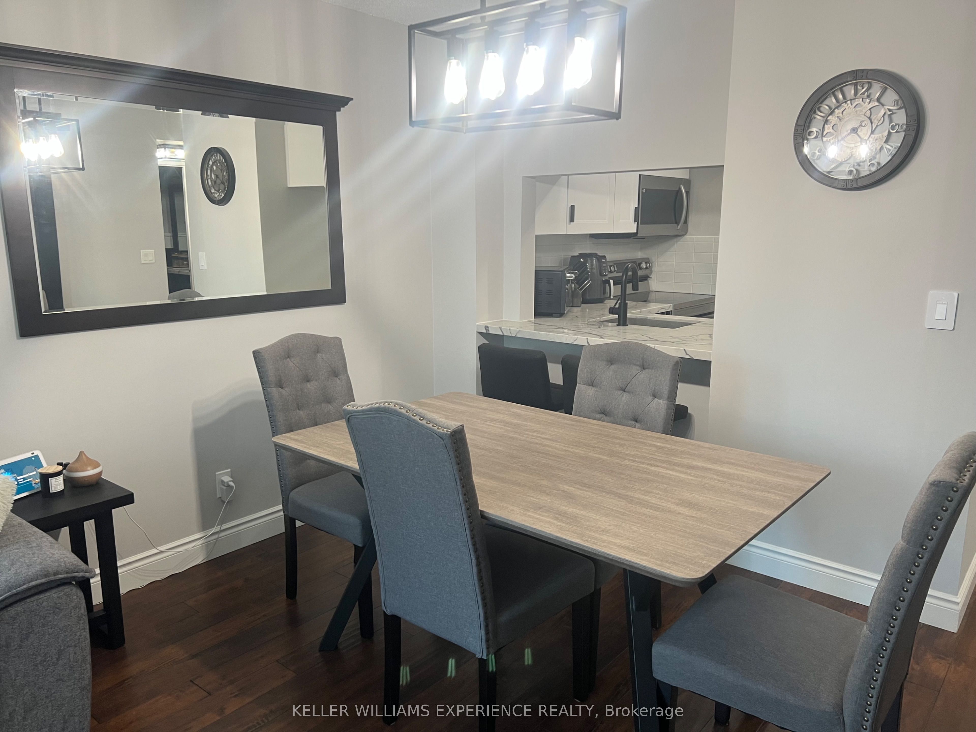 140 Dunlop Street E 401 Property Photo 12