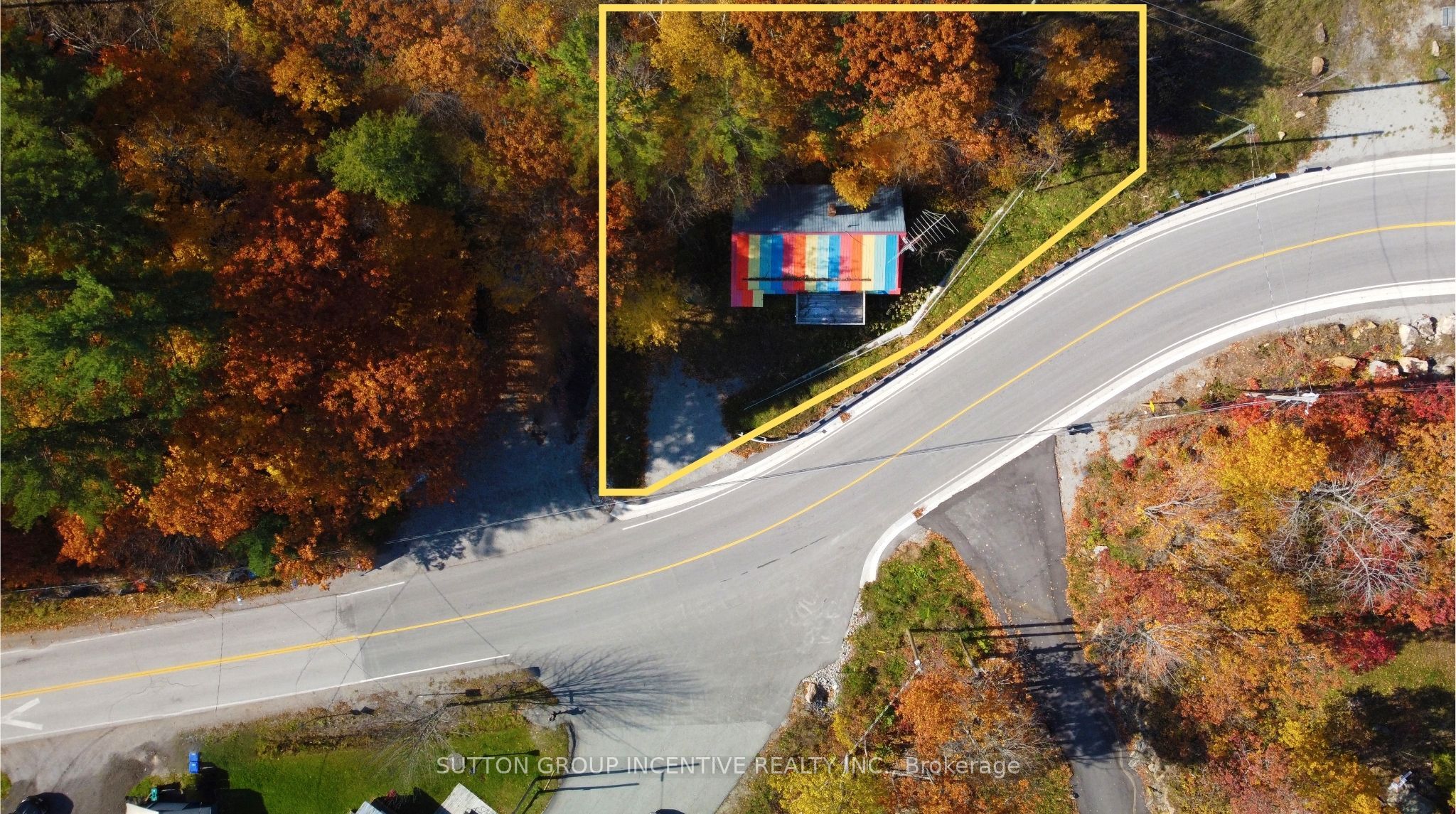 5678 Upper Big Chute Road Property Photo 2