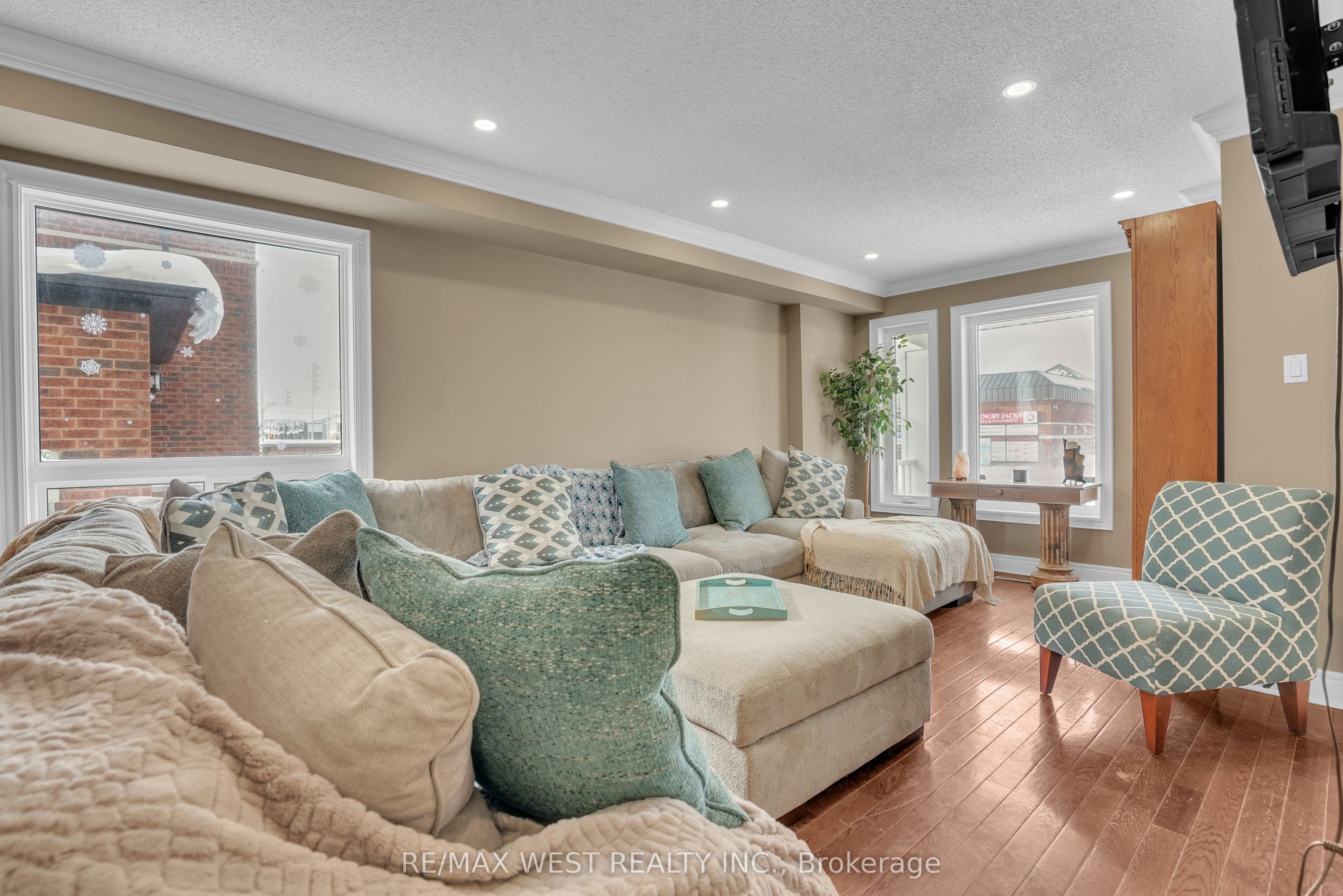 173 Prince William Way Property Photo 2