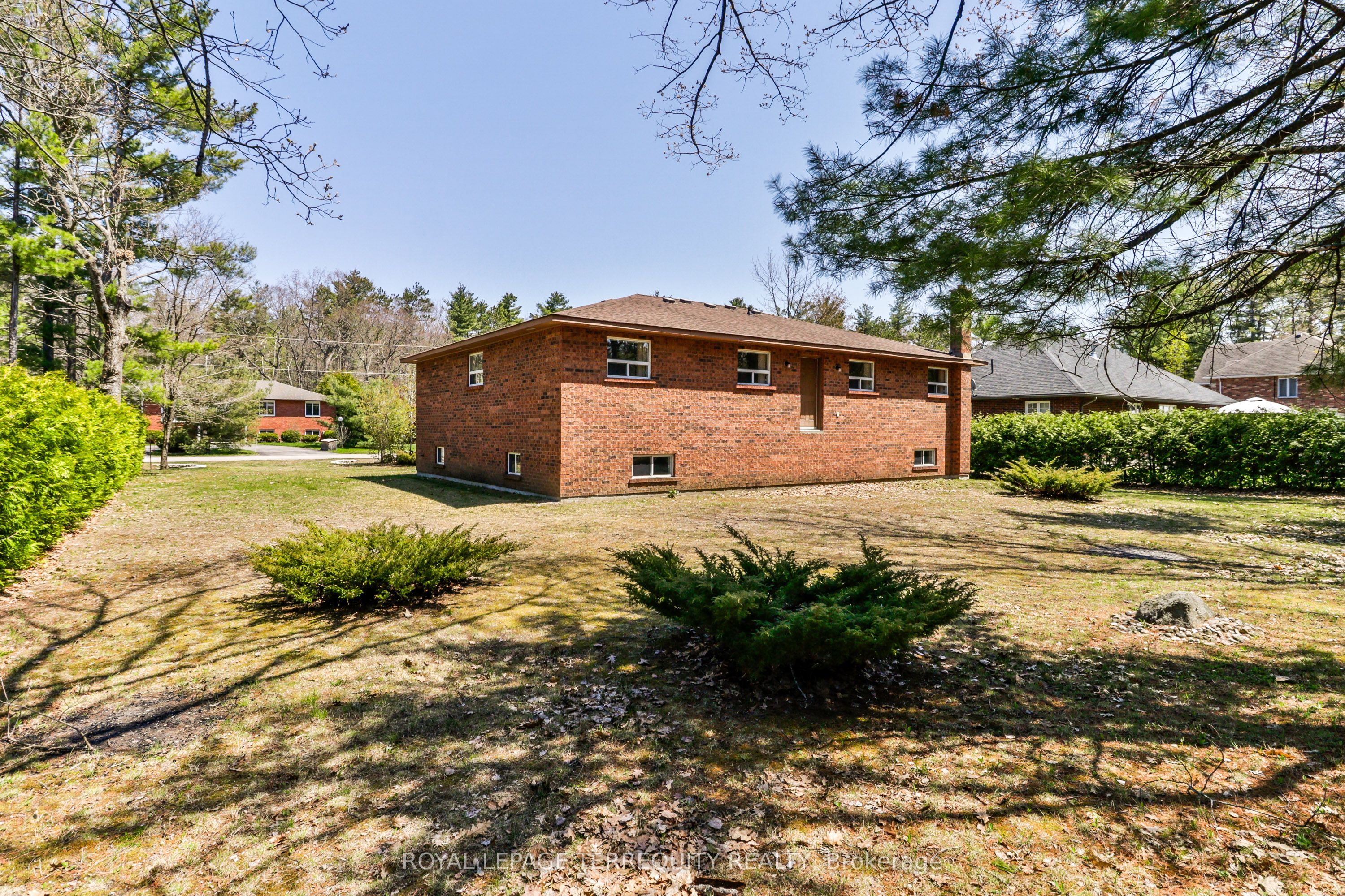 46 Stocco Circle Property Photo 26