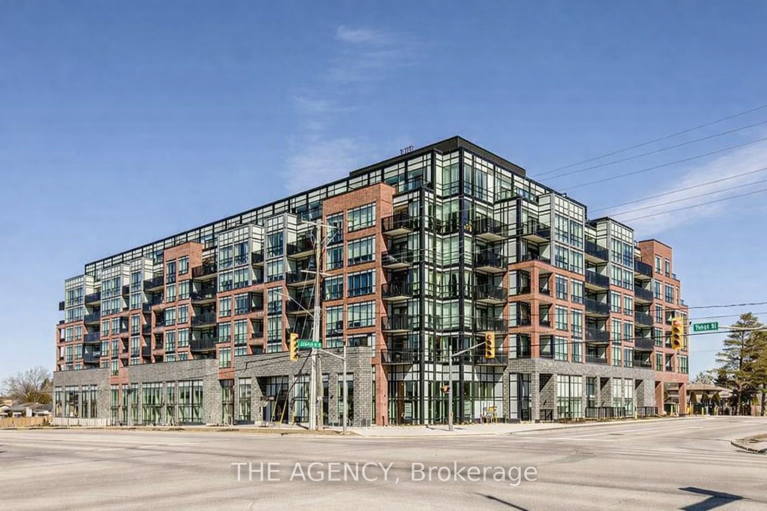 681 Yonge Street 327 Property Photo 1