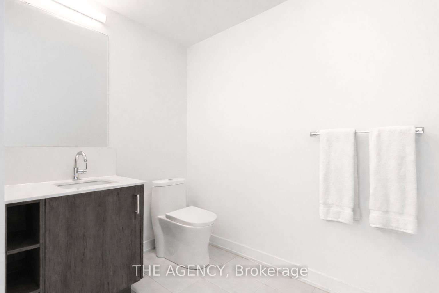 681 Yonge Street 327 Property Photo 14