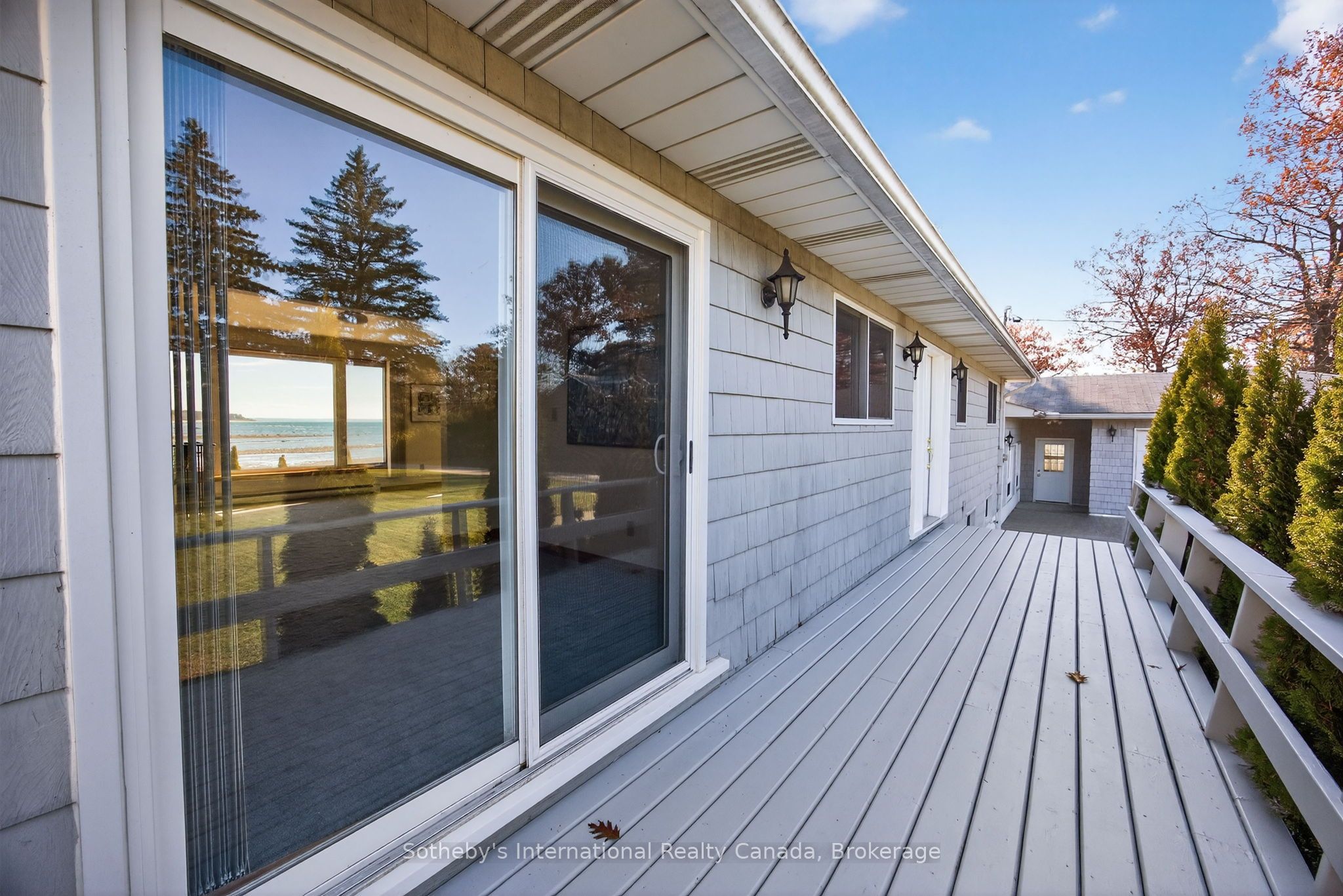 1420 Tiny Beaches Road N Property Photo 12