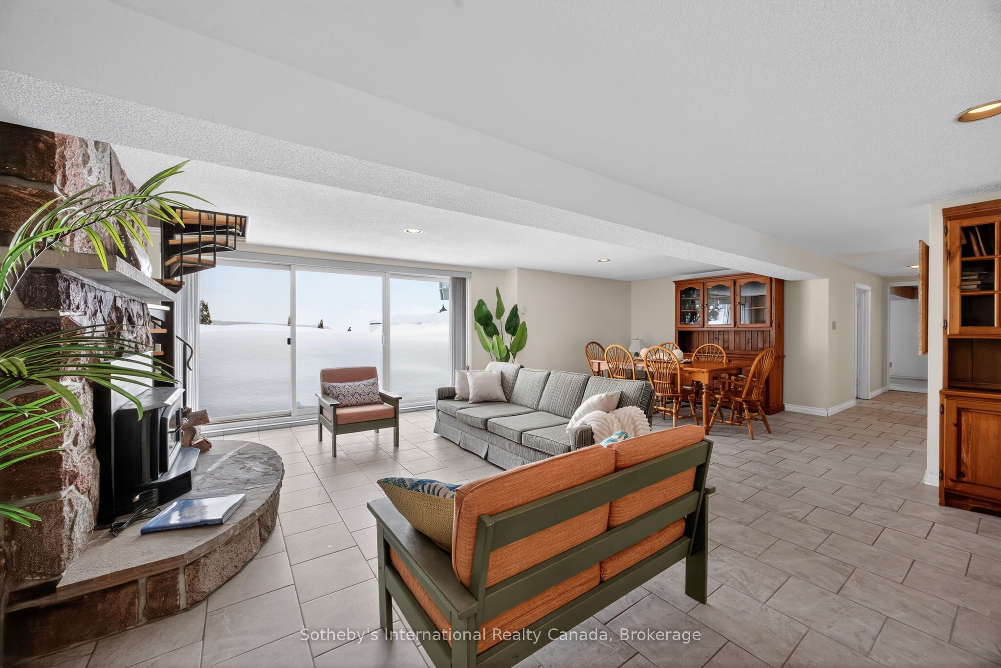 1420 Tiny Beaches Road N Property Photo 26