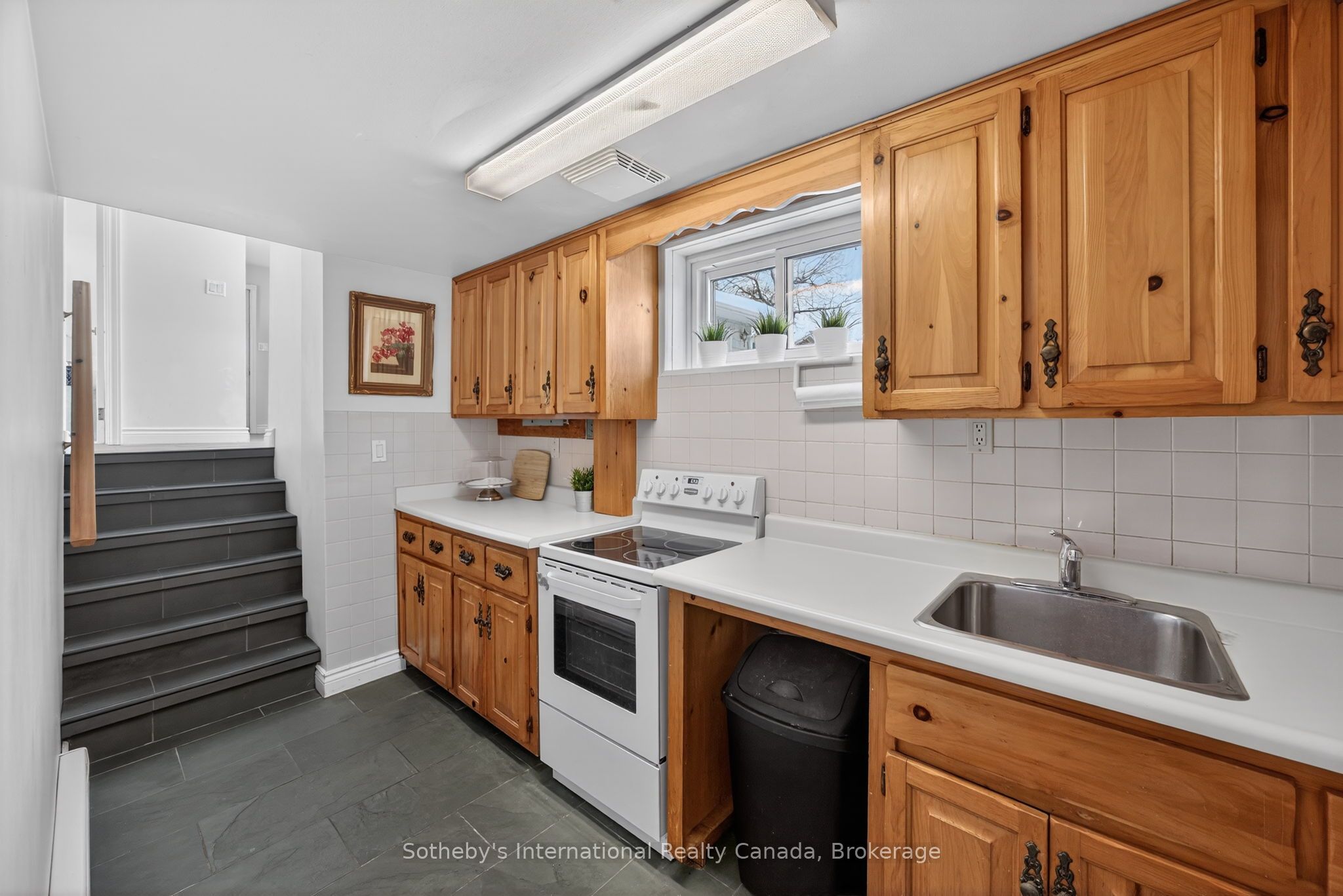 1420 Tiny Beaches Road N Property Photo 29