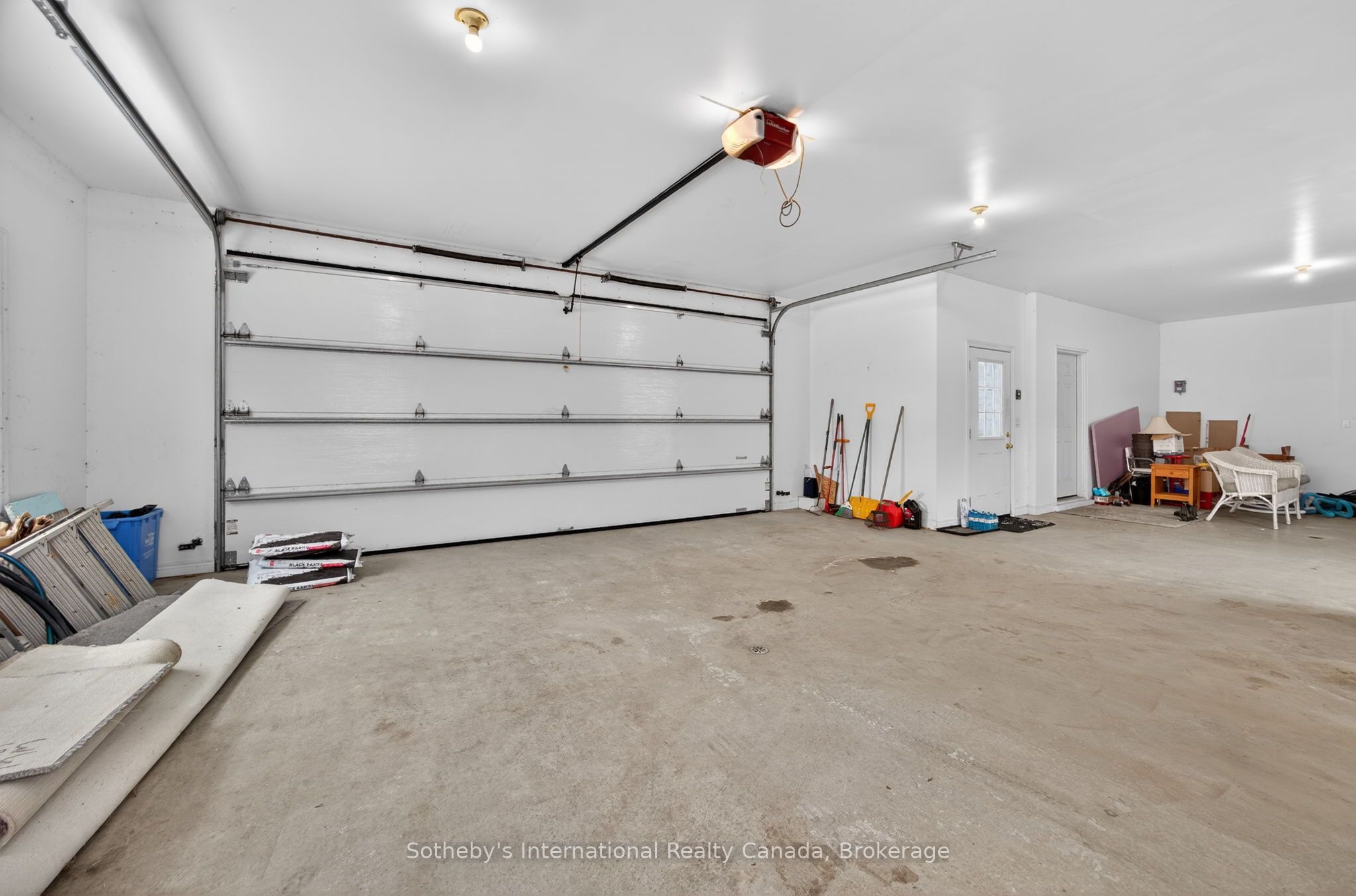 1420 Tiny Beaches Road N Property Photo 34